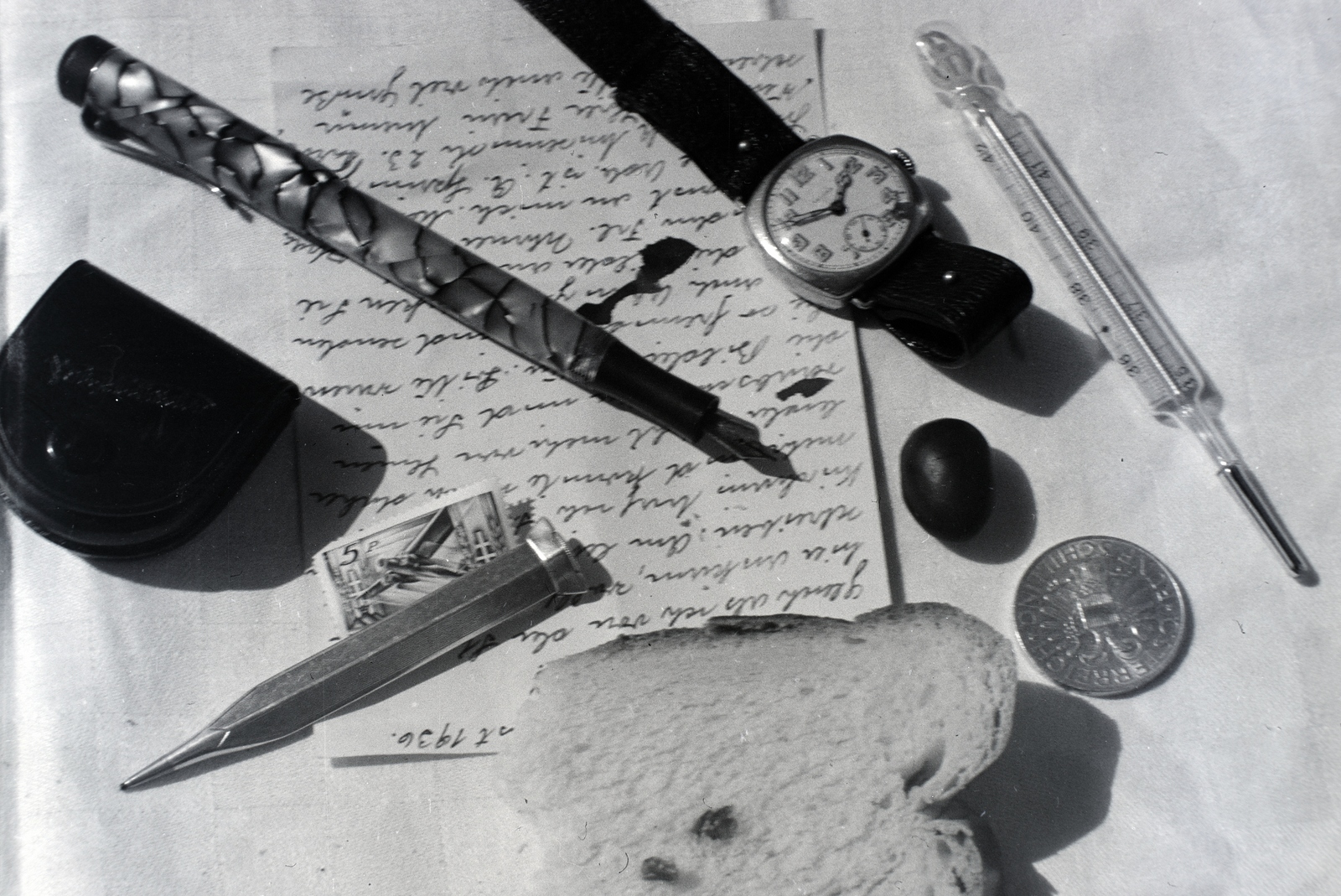 1936, Sattler Katalin, fountain pen, still life, wrist watch, money, loaf of bread, stamp, mechanical pencil, thermometer, Fortepan #146122