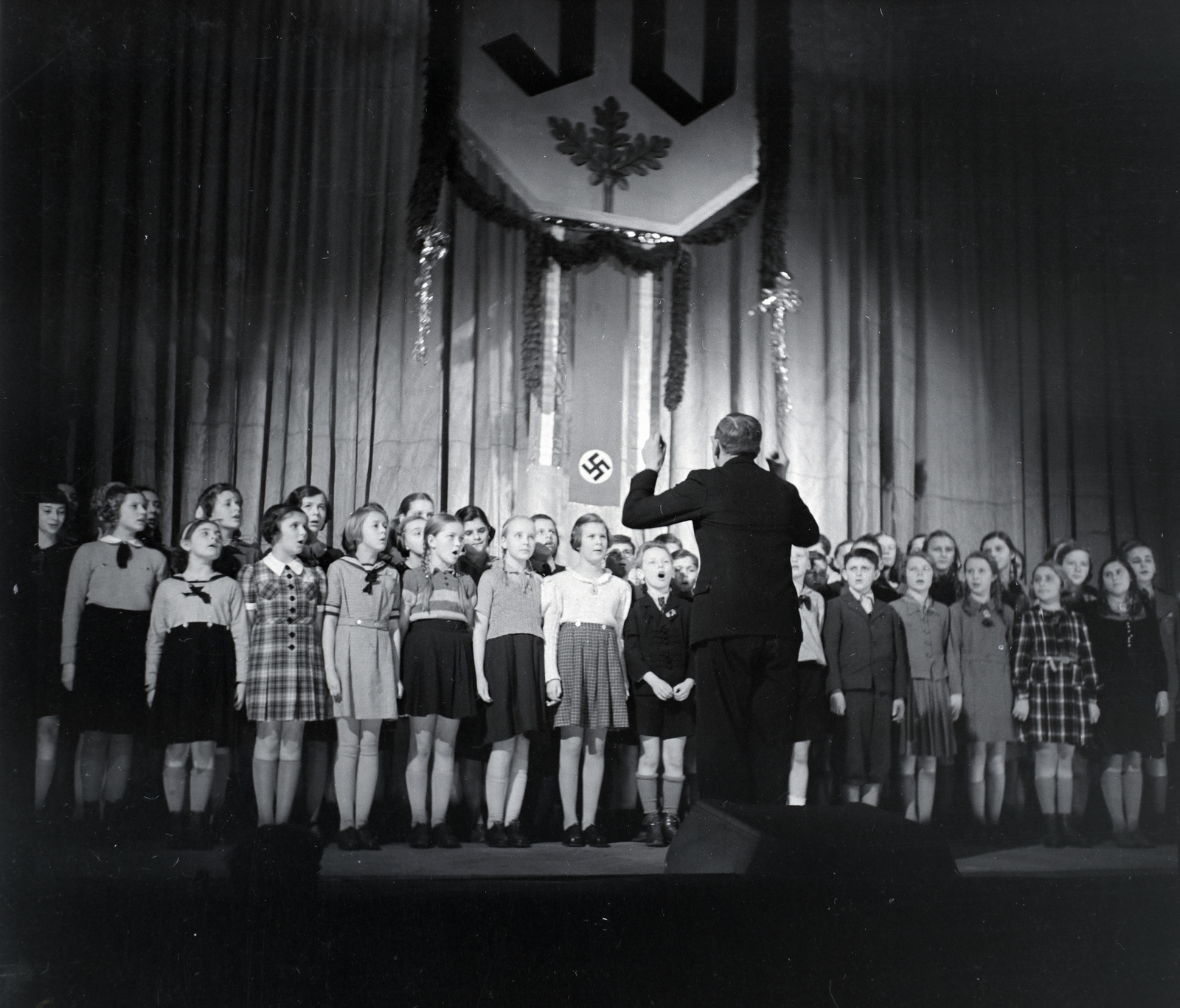 1940, Sattler Katalin, choir, fascism, Fortepan #146280