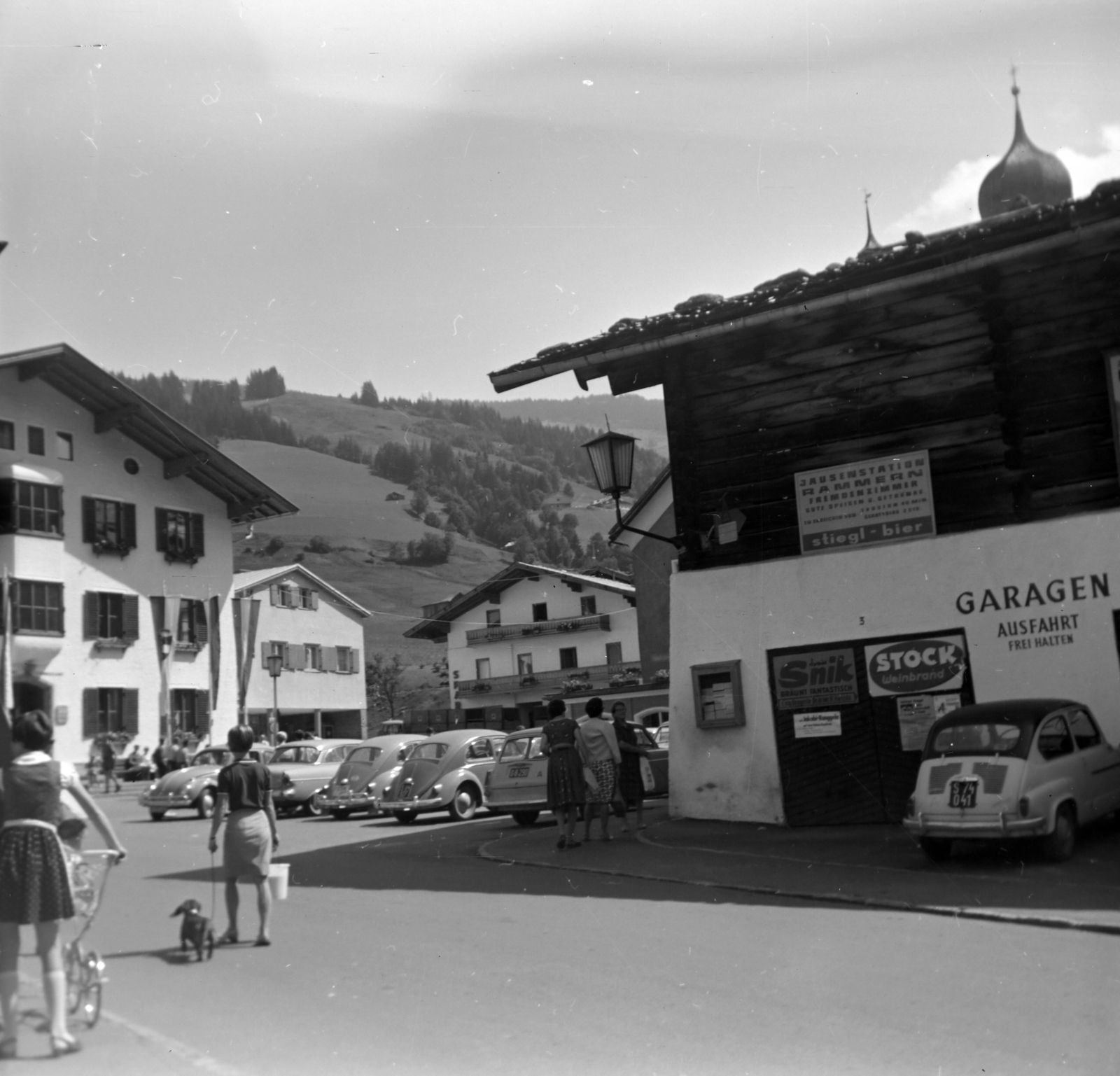 Austria, Saalbach-Hinterglemm, (ekkor Saalbach), Dorfplatz., 1965, Sattler Katalin, Fortepan #146363