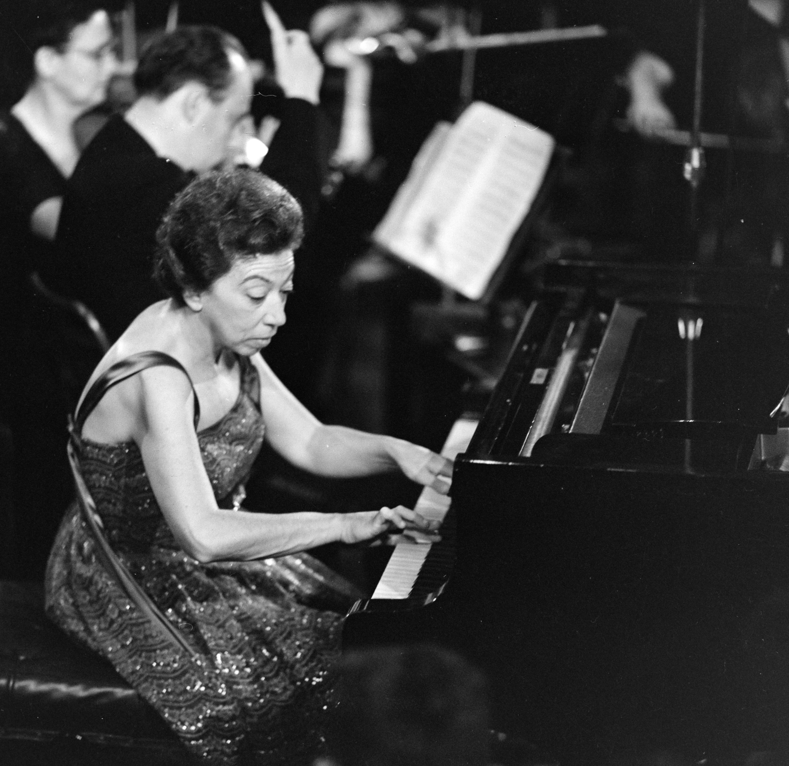 Magyarország, Budapest VIII., a Magyar Rádió 6-os stúdiója, Farnadi Edit zongoraművésznő a Budapesti Zenei Verseny alkalmával., 1965, Szalay Zoltán, Budapest, Magyar Rádió, Fortepan #146699