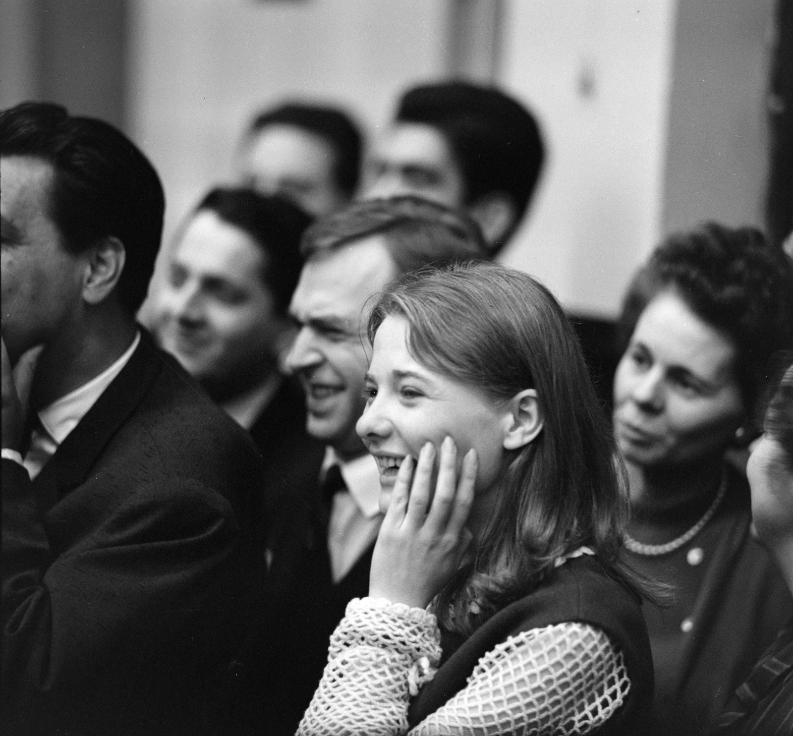 Magyarország, Budapest VIII., a Magyar Rádió 6-os stúdiója, BÚÉK - 1966! A Rádió szilveszteri műsorának felvétele. Középen Bodrogi Gyula és Törőcsik Mari színművészek., 1965, Szalay Zoltán, Budapest, Magyar Rádió, Fortepan #146831