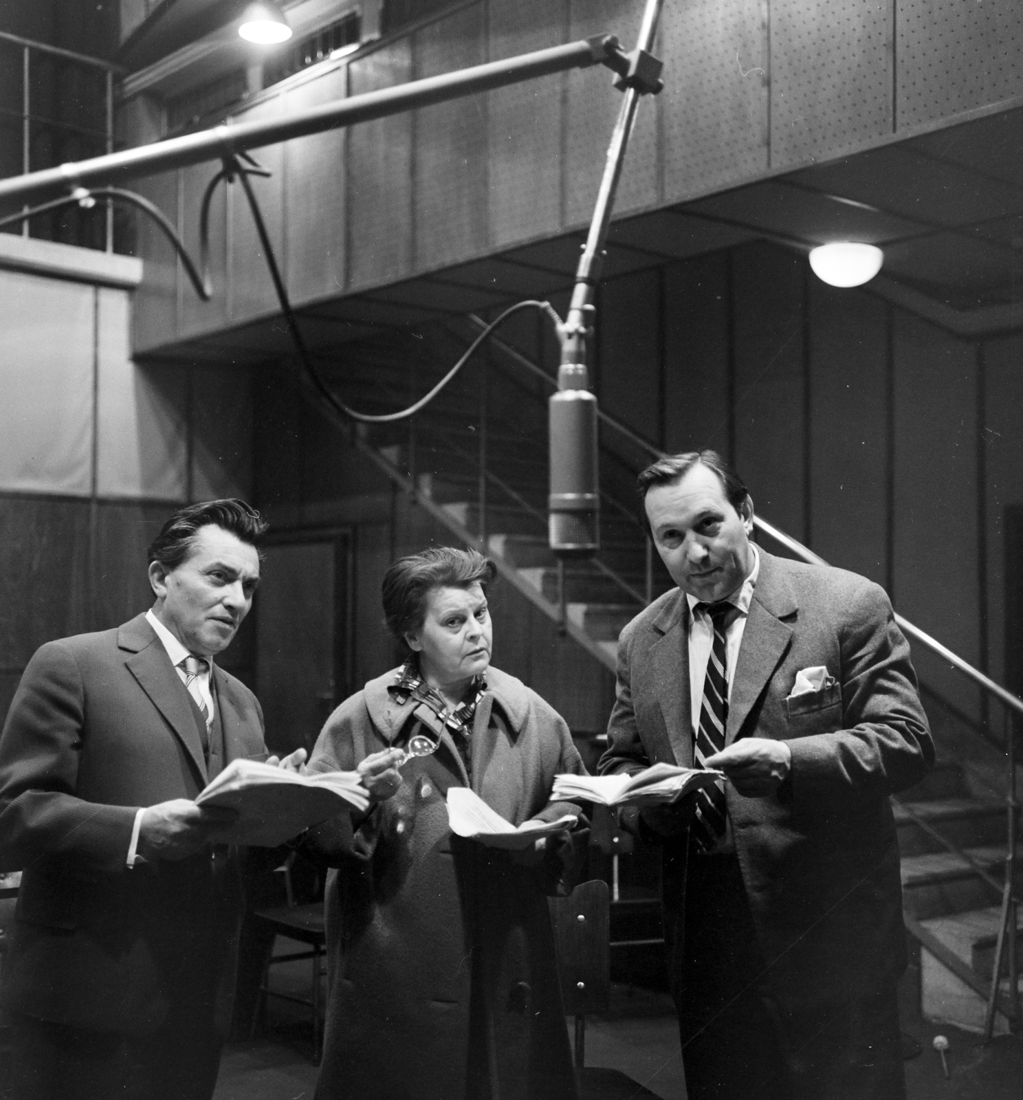 Hungary, Budapest VIII., a Magyar Rádió 1-es stúdiója, Egri István, Dayka Margit és Bessenyei Ferenc színművészek., 1963, Szalay Zoltán, Budapest, Hungarian Radio, Fortepan #146868