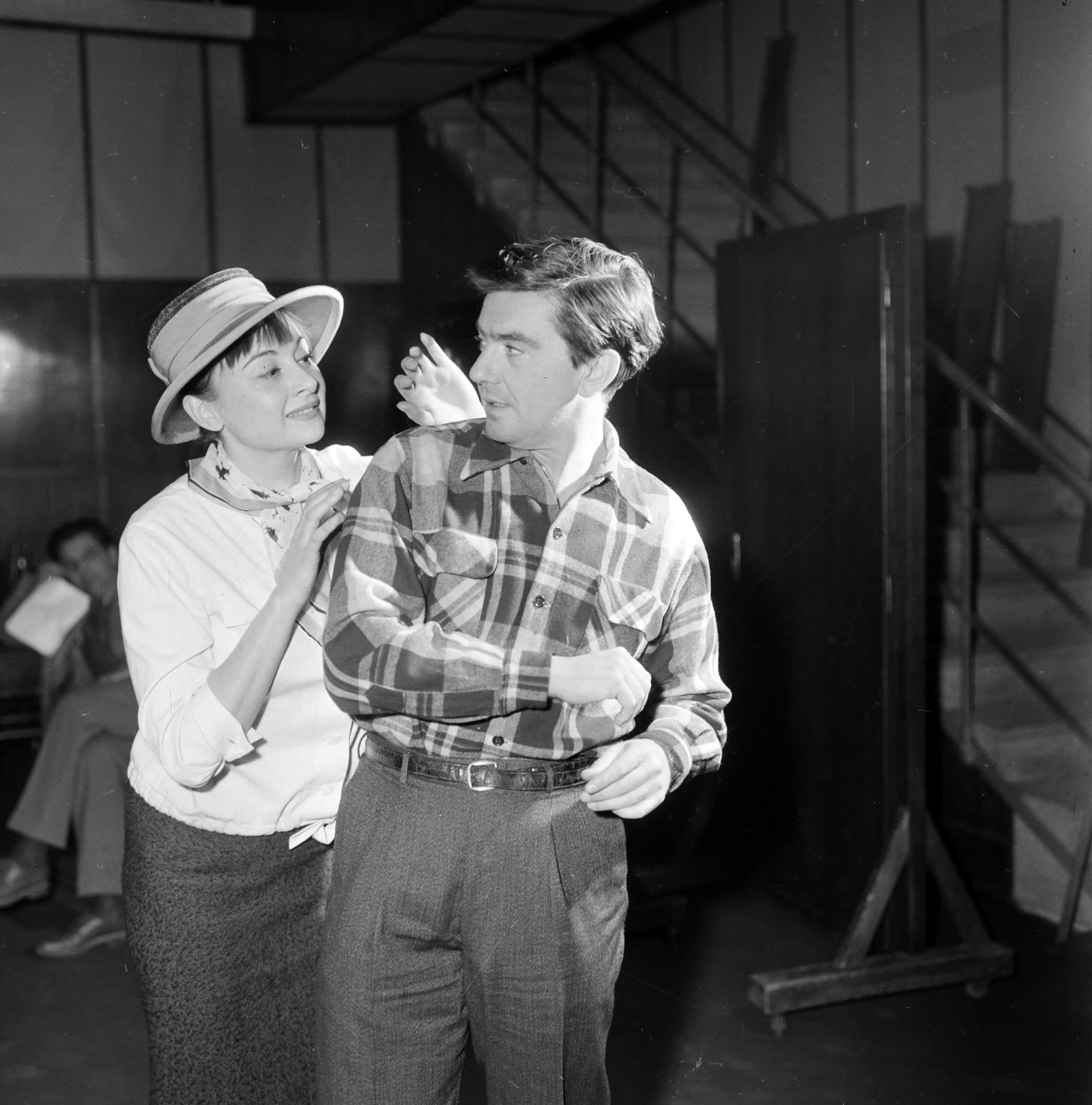 Hungary, Budapest VIII., a Magyar Rádió 1-es stúdiója, Hegedűs Géza Gilgames és az öröklét című rádiójátékának felvétele, Váradi Hédi és Gábor Miklós színművészek., 1960, Szalay Zoltán, Budapest, Hungarian Radio, Fortepan #146893