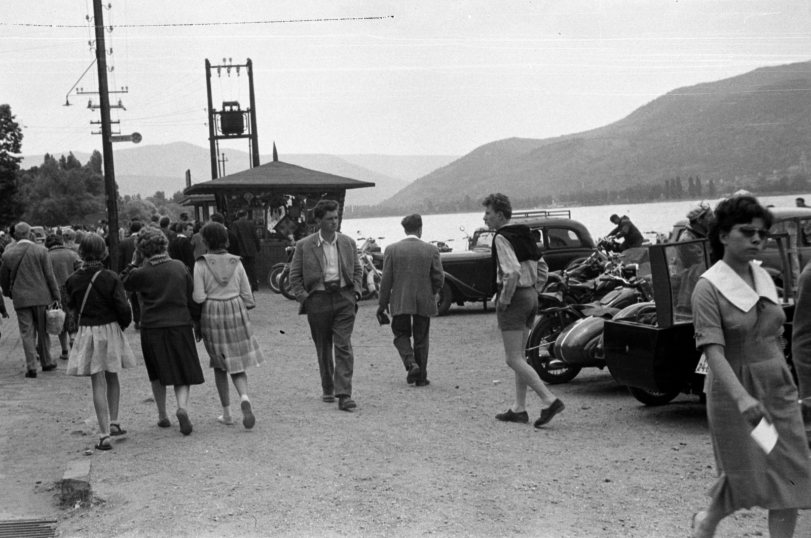 Hungary,Danube Bend, Visegrád, hajóállomás, a túlparton Nagymaros., 1960, Barbjerik Ferenc, camera, hands in pockets, Fortepan #148576
