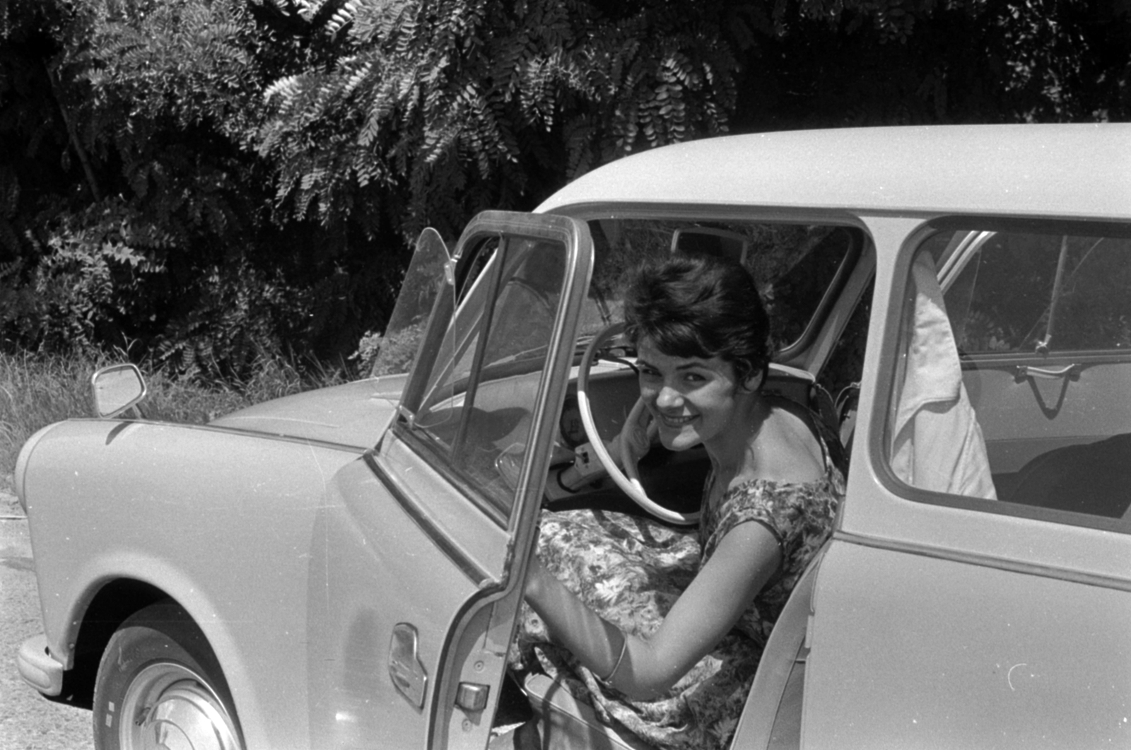 1965, Fortepan/Album027, Trabant-brand, girls'n'cars, Fortepan #148928