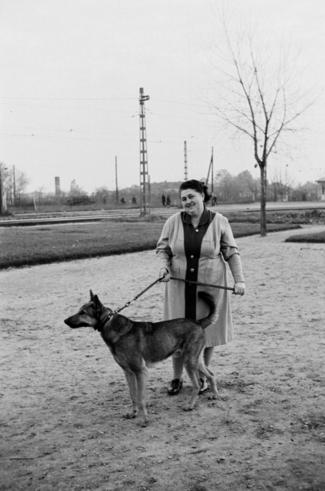 Hungary, Budapest XIV., Egressy tér., 1955, Fortepan/Album027, Budapest, walking the dog, Fortepan #148953