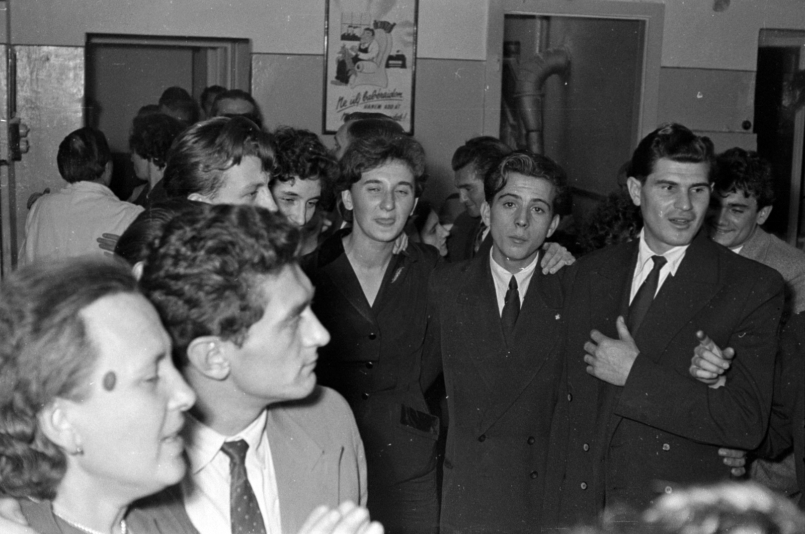 Hungary, Budapest VIII., Tolnai Lajos utca 25., Budapesti Sütőporgyár., 1958, Fortepan/Album027, Budapest, partying, Fortepan #149077
