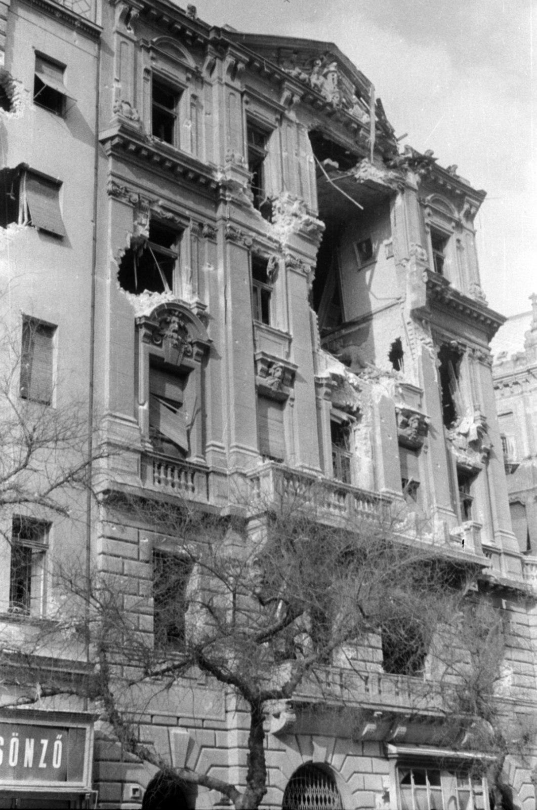 Hungary, Budapest VIII., József körút 65., 1956, Fortepan/Album027, revolution, Budapest, damaged building, Fortepan #149261
