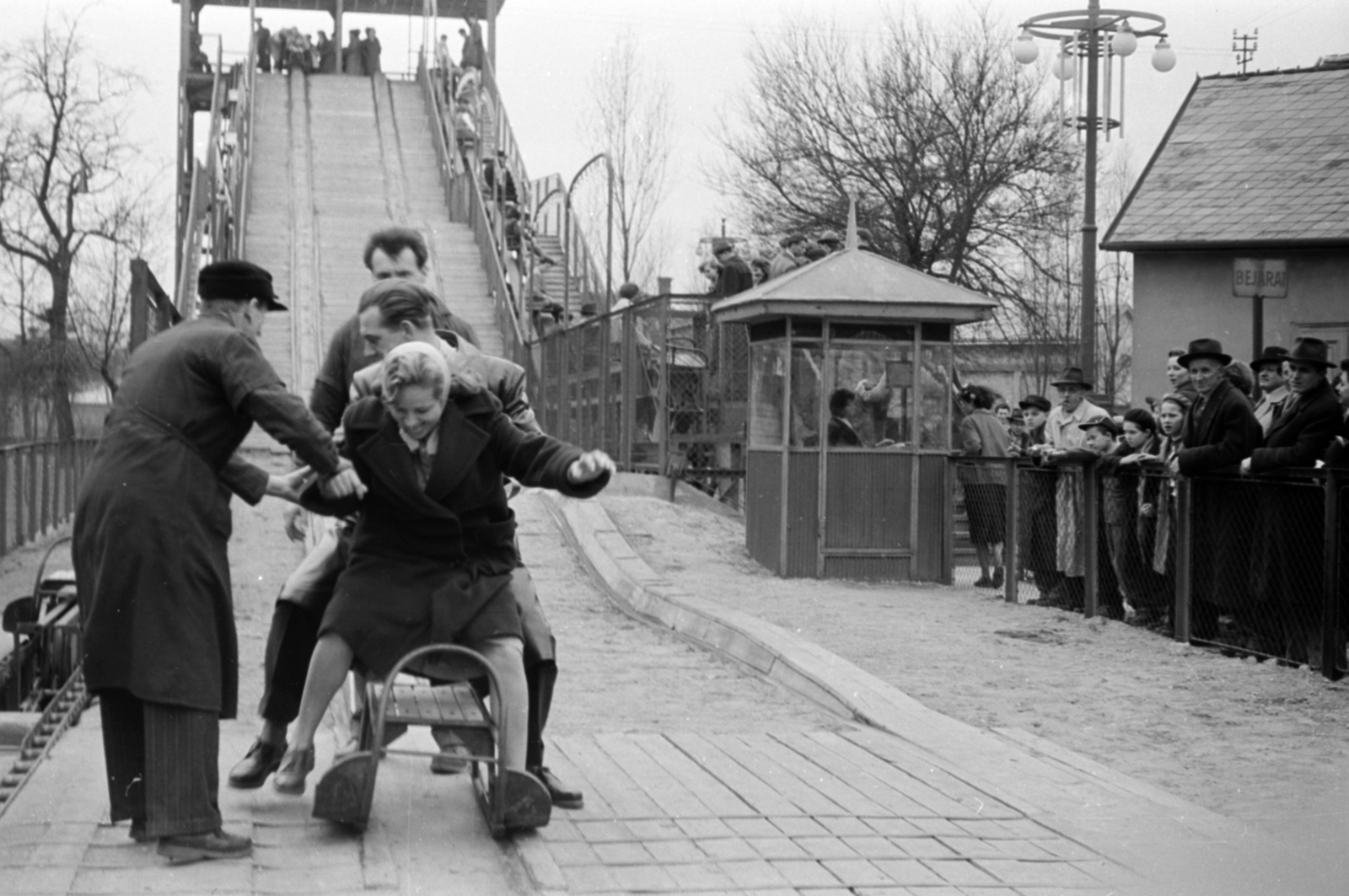 Hungary, Budapest XIV., Ródli., 1954, Fortepan/Album027, Budapest, amusement park, Fortepan #149312