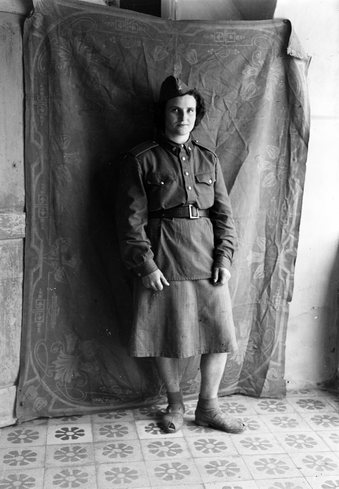 1945, Tóth Árpád, Soviet soldier, woman soldier, Fortepan #149366