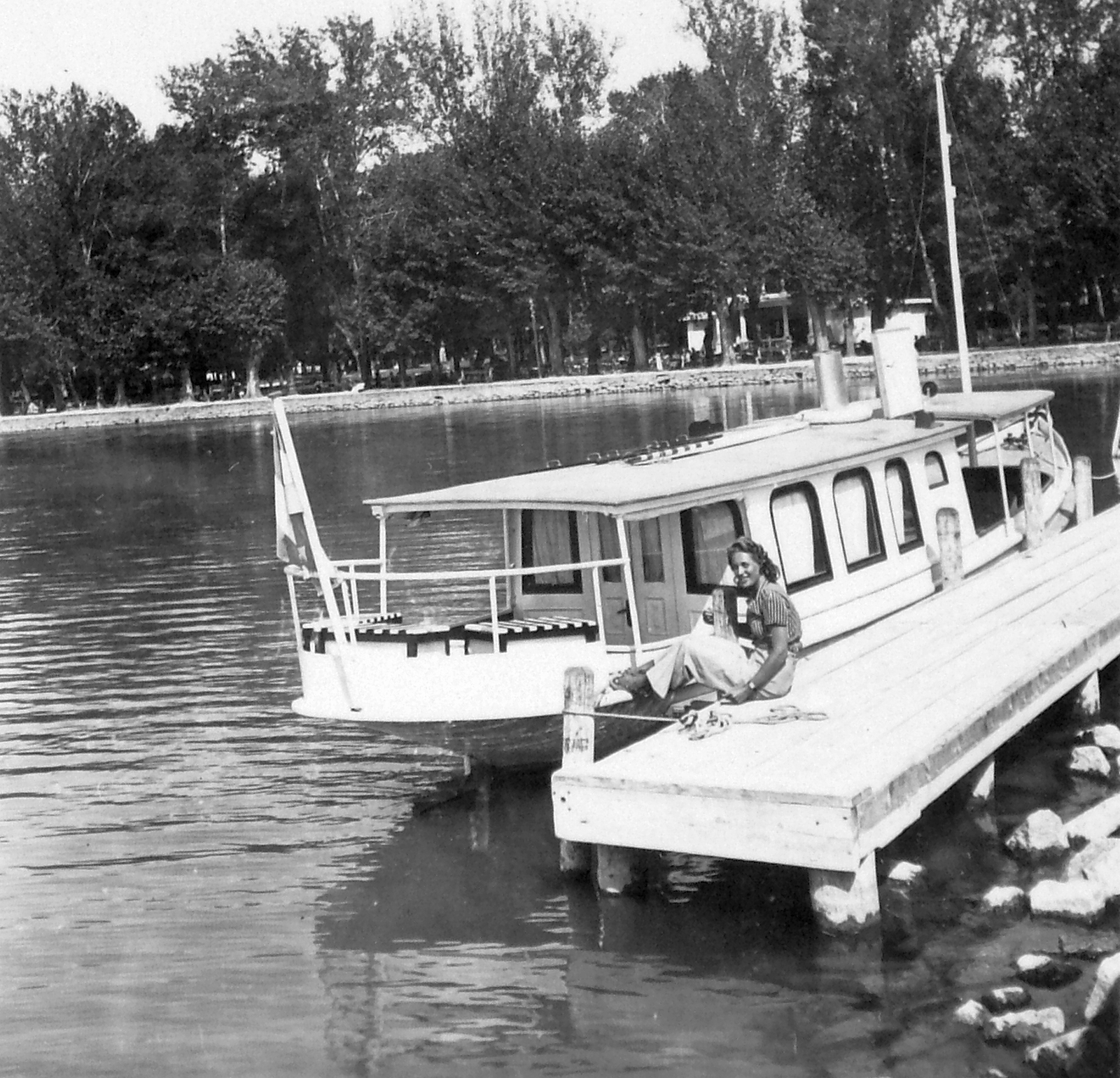 Hungary, Balatonalmádi, hajókikötő, a Rex kishajóval., 1940, Saly Noémi, ship, Rex I. ship, Fortepan #14939
