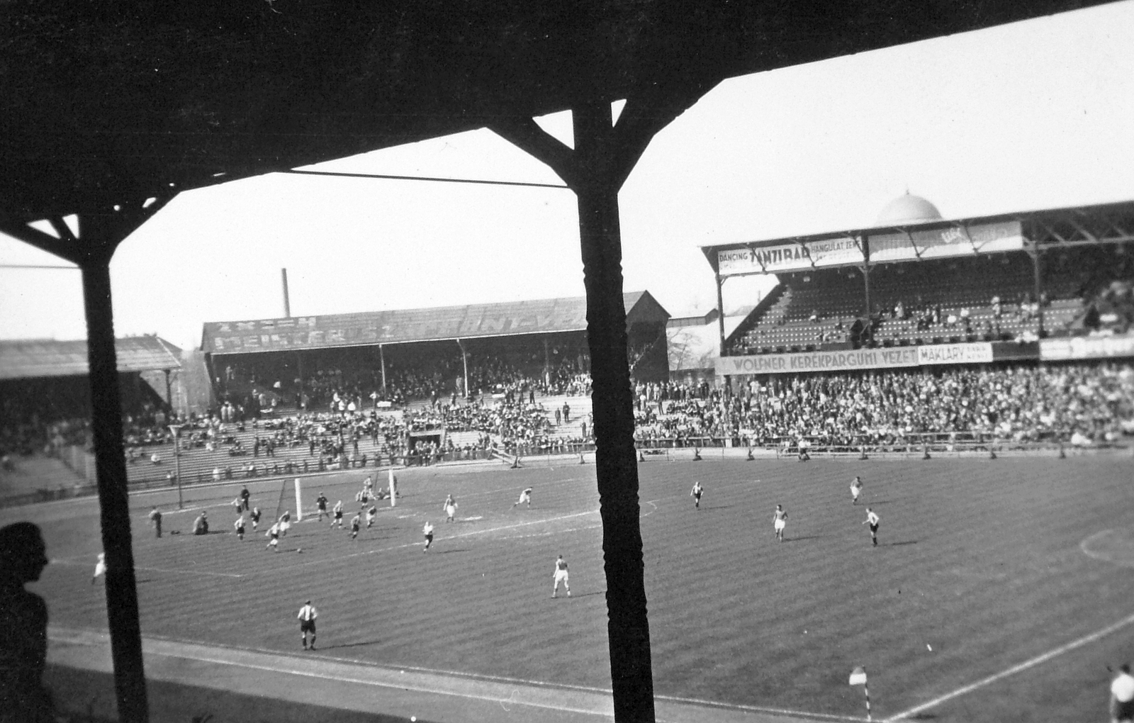 Magyarország, Budapest IX., Üllői út, FTC futballpálya., 1938, Saly Noémi, Budapest, Fortepan #14944