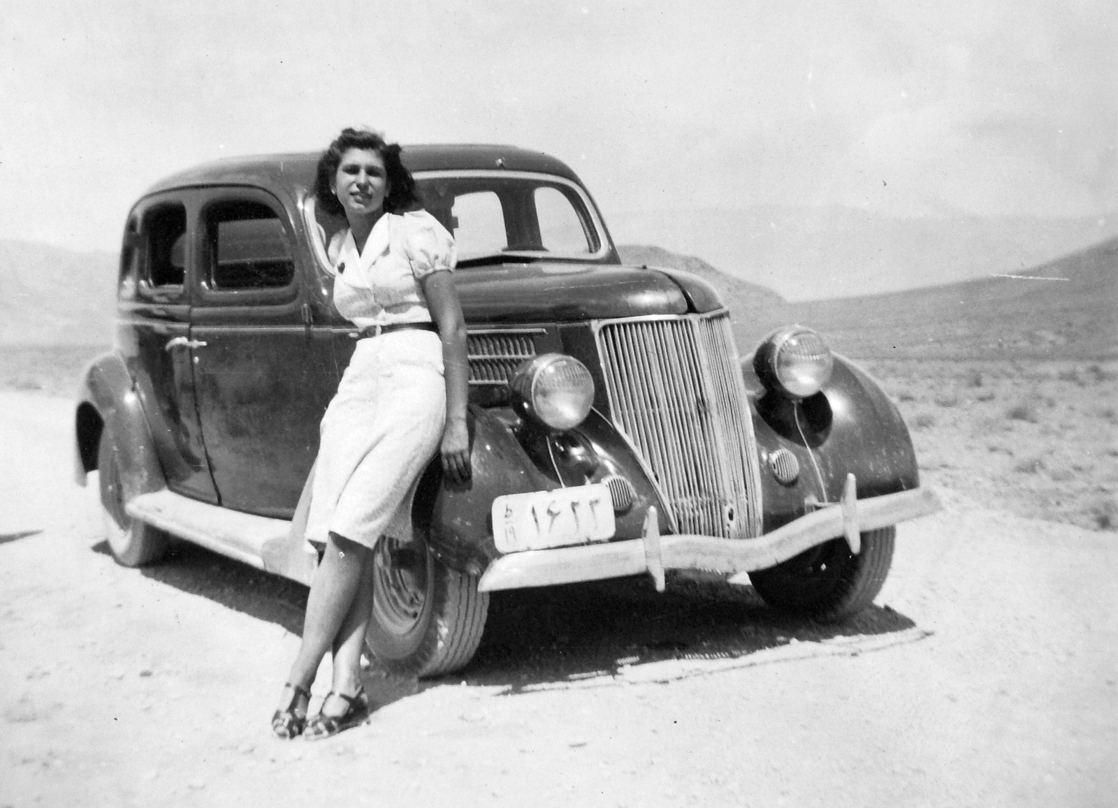 Irán, 1941, Saly Noémi, Ford-márka, automobil, rendszám, arab írás, lányok-járművek, Fortepan #14958