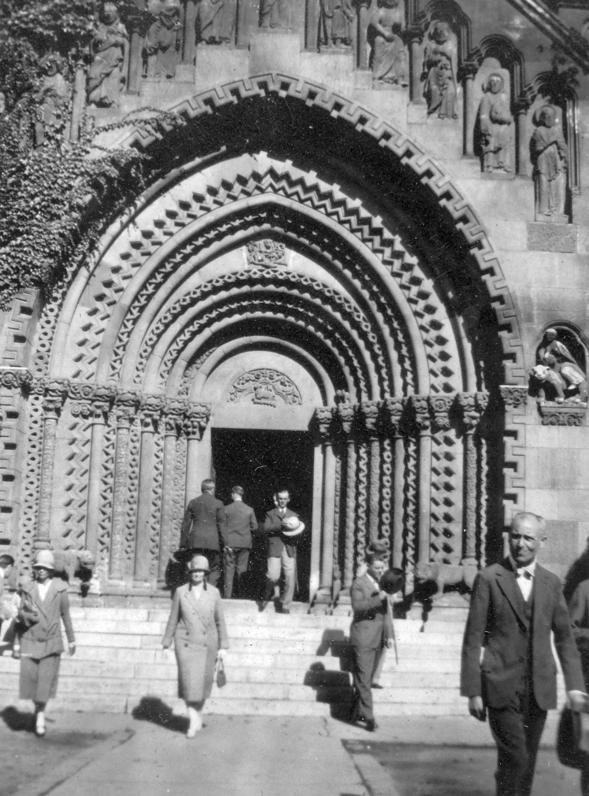 Hungary, Budapest XIV., Vajdahunyad vára, Jáki kápolna., 1940, Saly Noémi, architectural heritage, church, architecture, Ignác Alpár-design, chapel, Budapest, Fortepan #14995