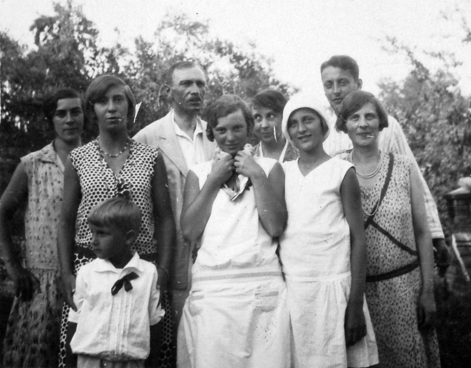1939, Saly Noémi, boy, kid, women, girl, skirt, odd one out, Fortepan #15001