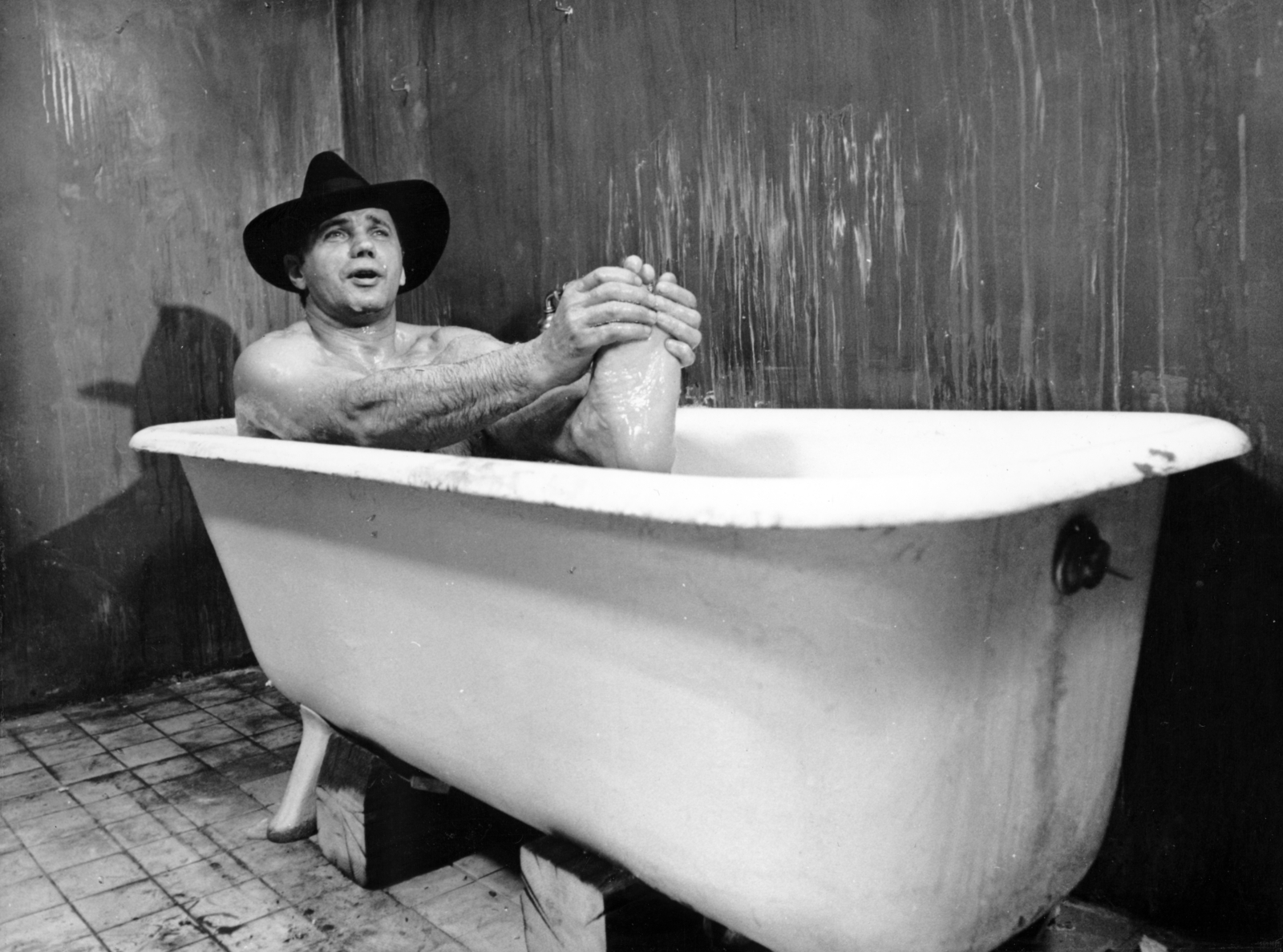 Hungary, a felvétel a Hanyatt-homlok című film forgatásakor készült, Koncz Gábor színművész., 1983, Révész György, hat, actor, Fortepan #150435