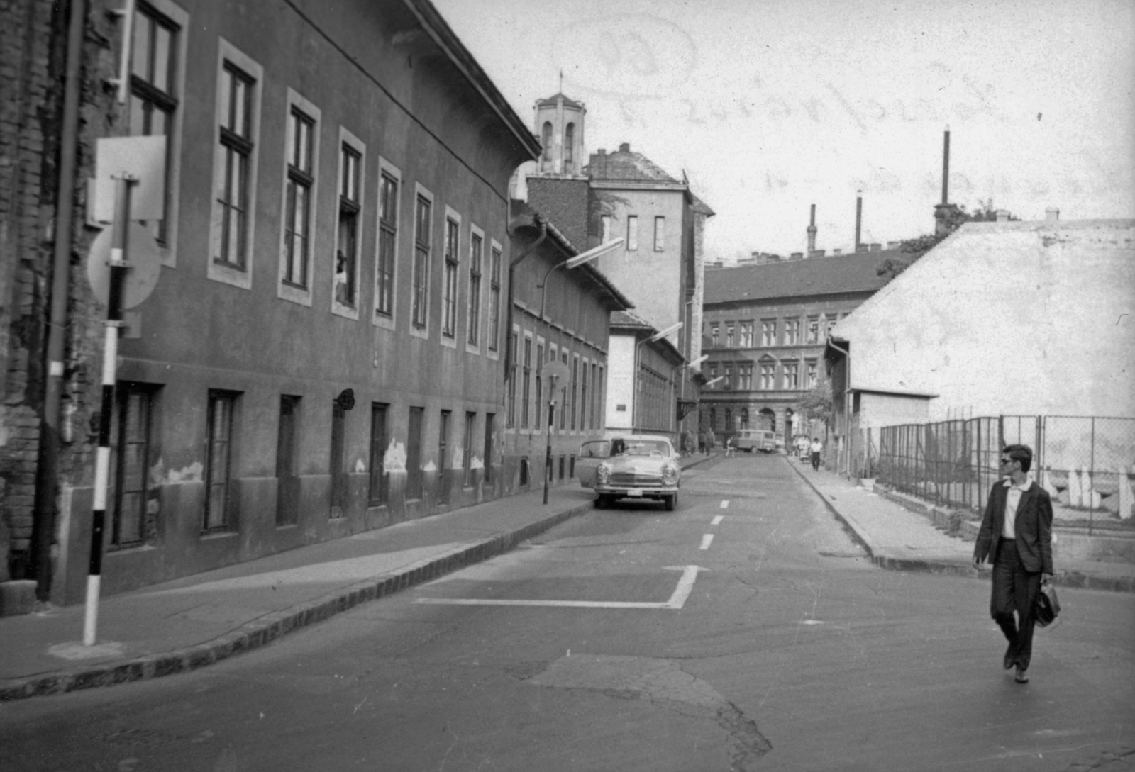 Magyarország, Budapest VIII., Nap utca a Leonardo da Vinci utca felé nézve, jobbra a Nagy Templom utca., 1970, Homoródy Károly, Budapest, Fortepan #150483