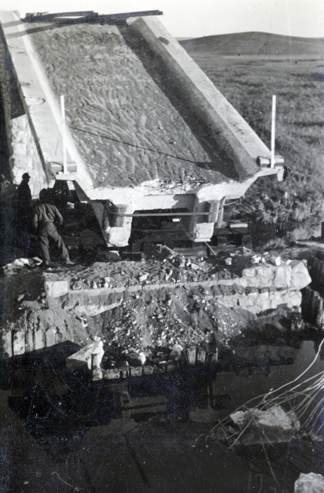 Ukraine, lerombolt vasúti híd., 1943, Varga Csaba dr., wrecked bridge, Fortepan #150887