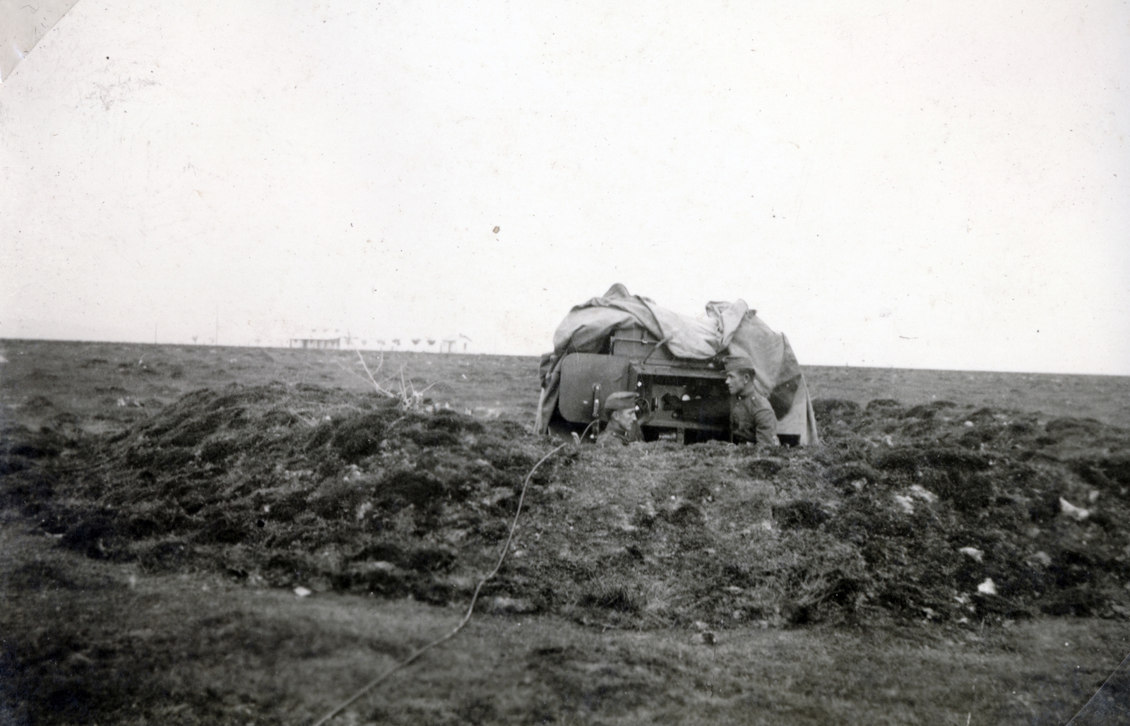 Romania,Transylvania, magyar légvédelmi üteg. A felvétel a magyar csapatok bevonulása idején készült., 1940, Varga Csaba dr., territorial gain, portable generator, Fortepan #151045