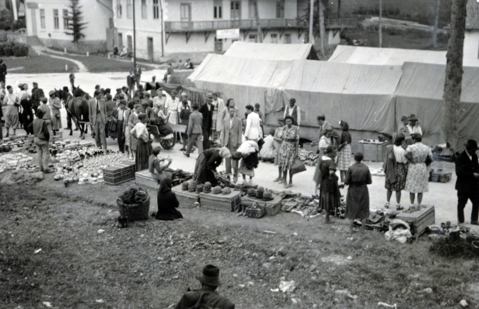 Romania,Transylvania, Borsec, 1943, Kőszegi Anna, market, Fortepan #151114