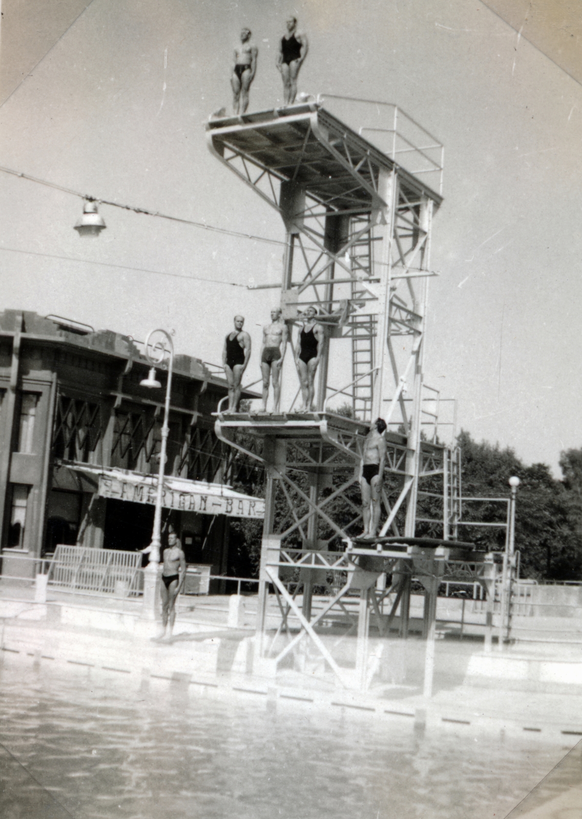 Tunis, városi uszoda. BEAC sportolók afrikai túrán., 1936, Halmosi Sándor, acrobatic diving, diving tower, Fortepan #151302