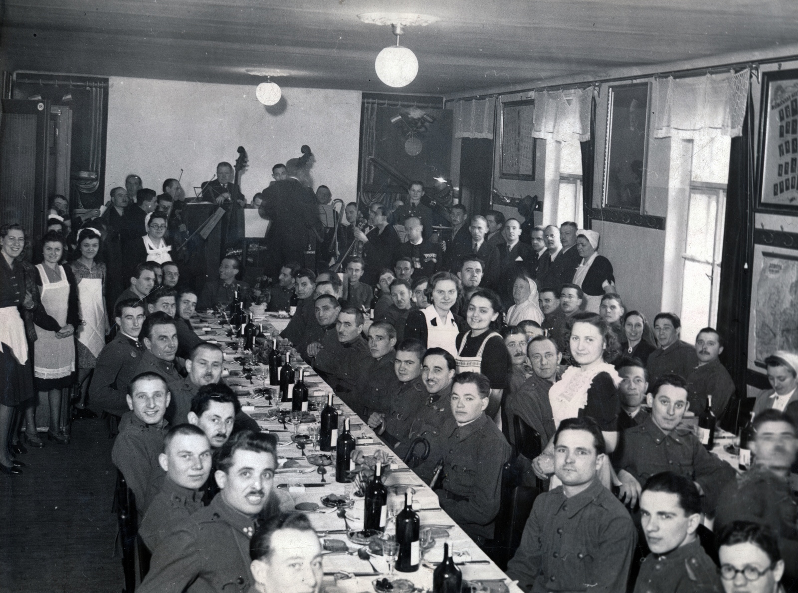 1936, Bujdosó Géza, zenekar, felszolgáló, egyenruha, asztaltársaság, bőr, Fortepan #151358