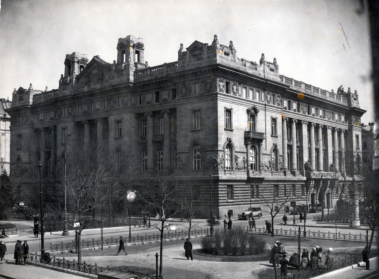 Hungary, Budapest V., Szabadság tér, a Magyar Nemzeti Bank épülete., 1930, Gali, Ignác Alpár-design, eclectic architecture, Budapest, Fortepan #151633