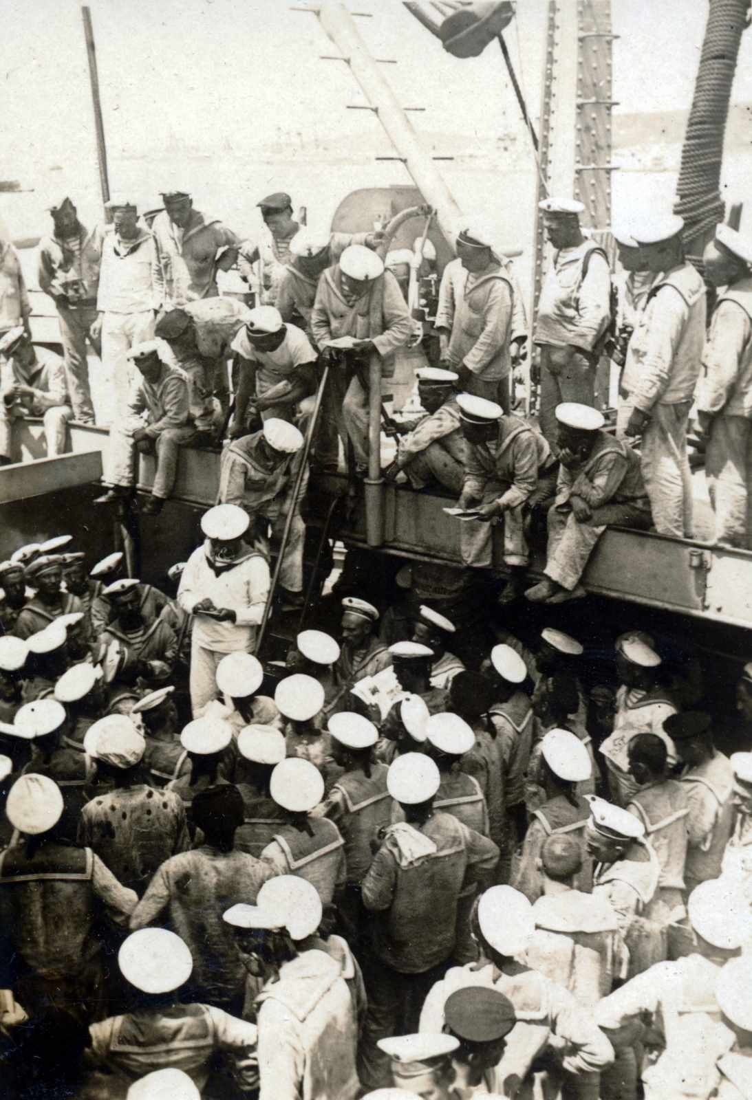 Croatia,Adriatic Sea, matrózok az Osztrák-Magyar Monarchia haditengerészetének hadihajóján., 1915, Tarbay Júlia, First World War, sailor, warship, Navy, Fortepan #151704