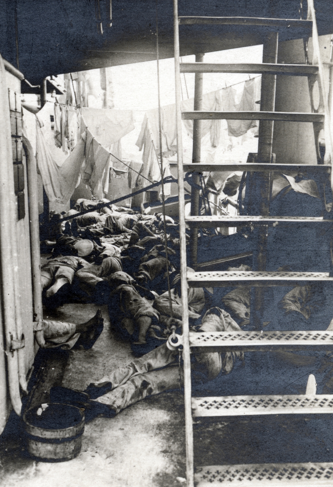 1916, Tarbay Júlia, sleeping, ship, Fortepan #151779