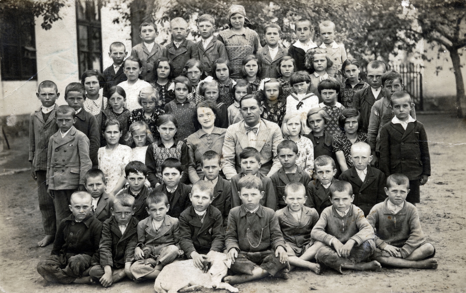 1922, Gyurász Mária, class photo, dog, Fortepan #152014