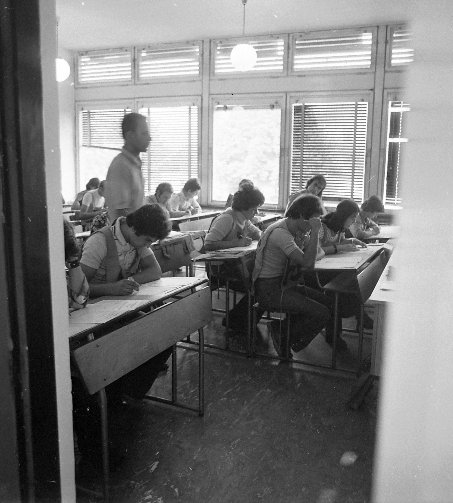 Hungary, 1983, MHSZ, school, classroom, women, men, teacher, learning, shutter, Fortepan #15278