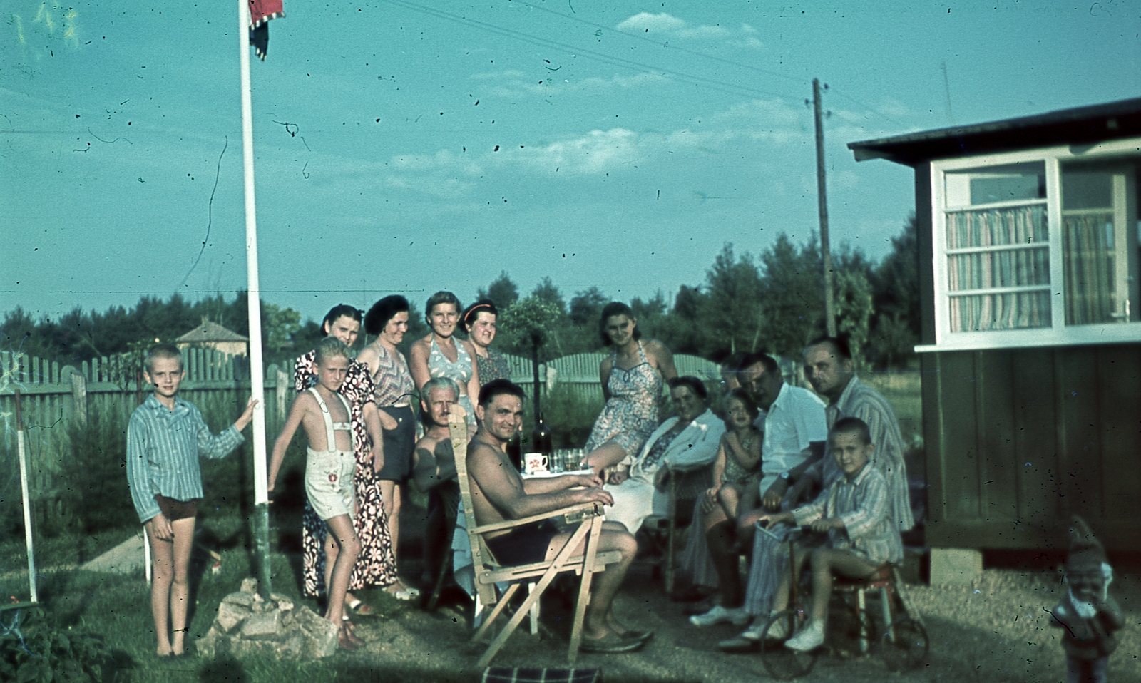 Hungary, Agárd, Vasút utca 33., 1940, Miklós Lajos, colorful, holiday house, tableau, Fortepan #152898
