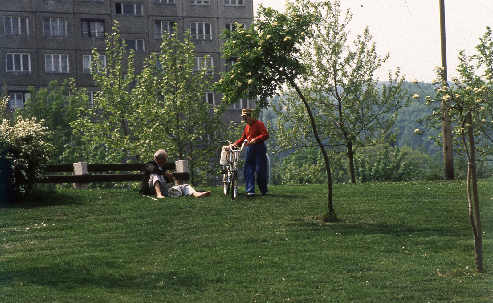 Magyarország, Budapest III., Flórián tér, háttérben a Kiscelli utca 12. számú ház., 1989, Kölcsényi Zoltán, színes, Budapest, Fortepan #152934