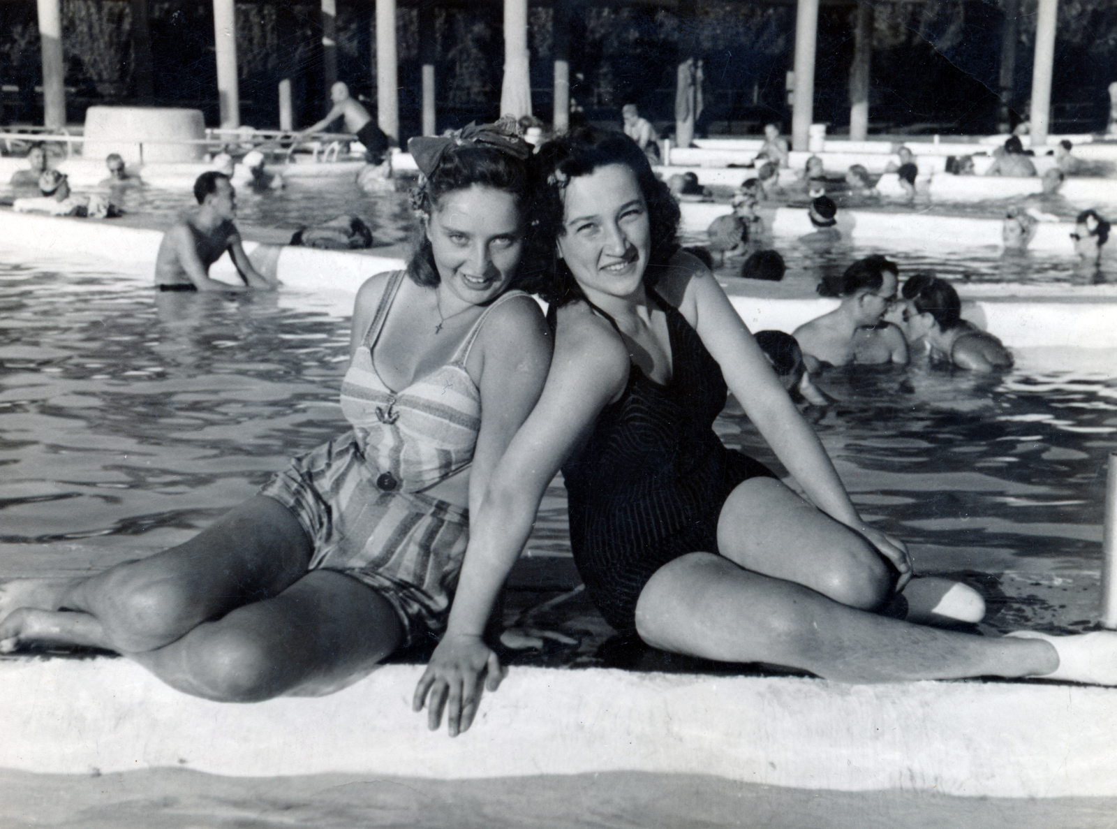 Hungary, Margit Islands, Budapest, Palatinus Strandfürdő., 1938, Somló Cecília, beach, bathing suit, Fortepan #153135