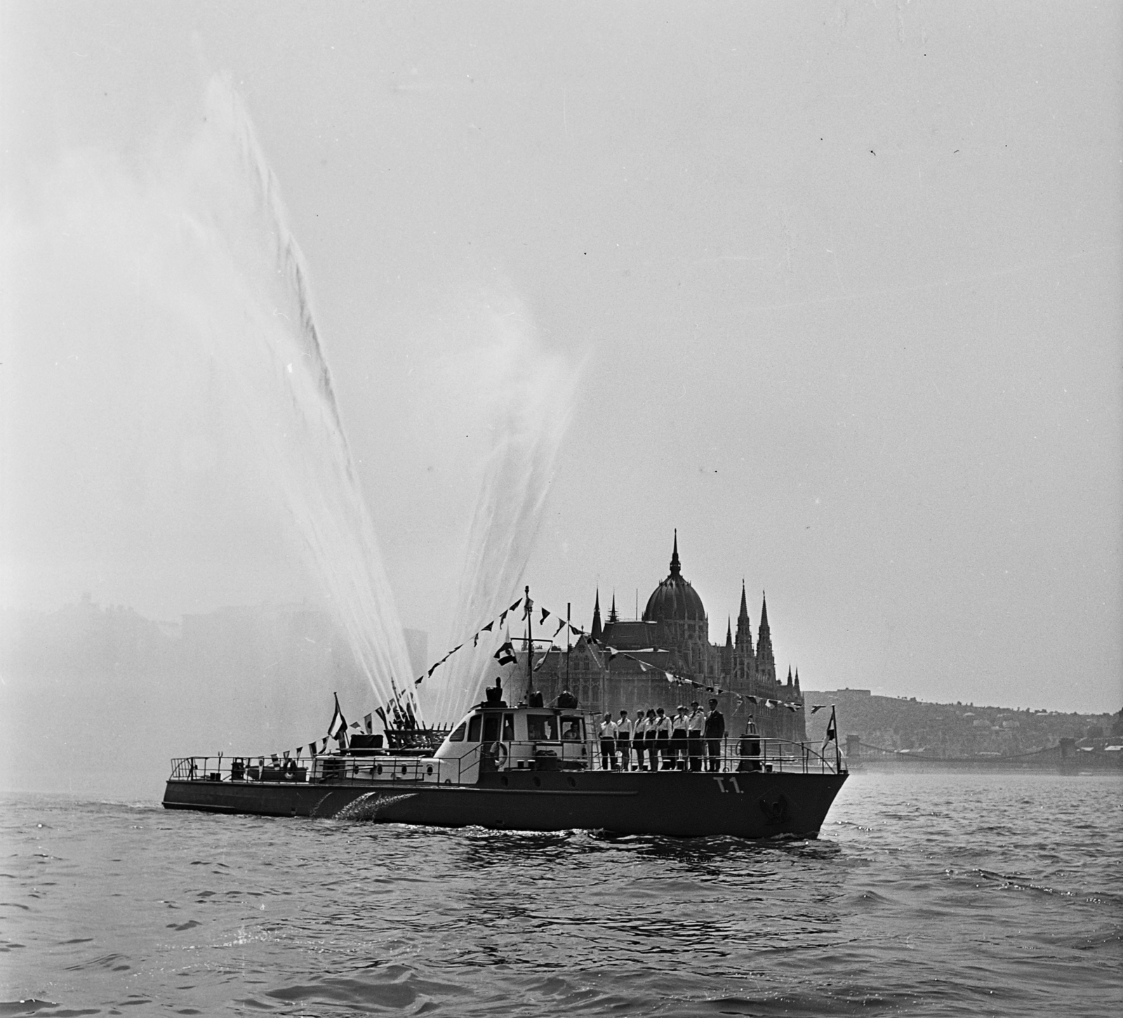 Hungary, Budapest, augusztus 20-i víziparádé., 1978, MHSZ, ship, fire-fighting ship, T. 1. ship, Fortepan #15397