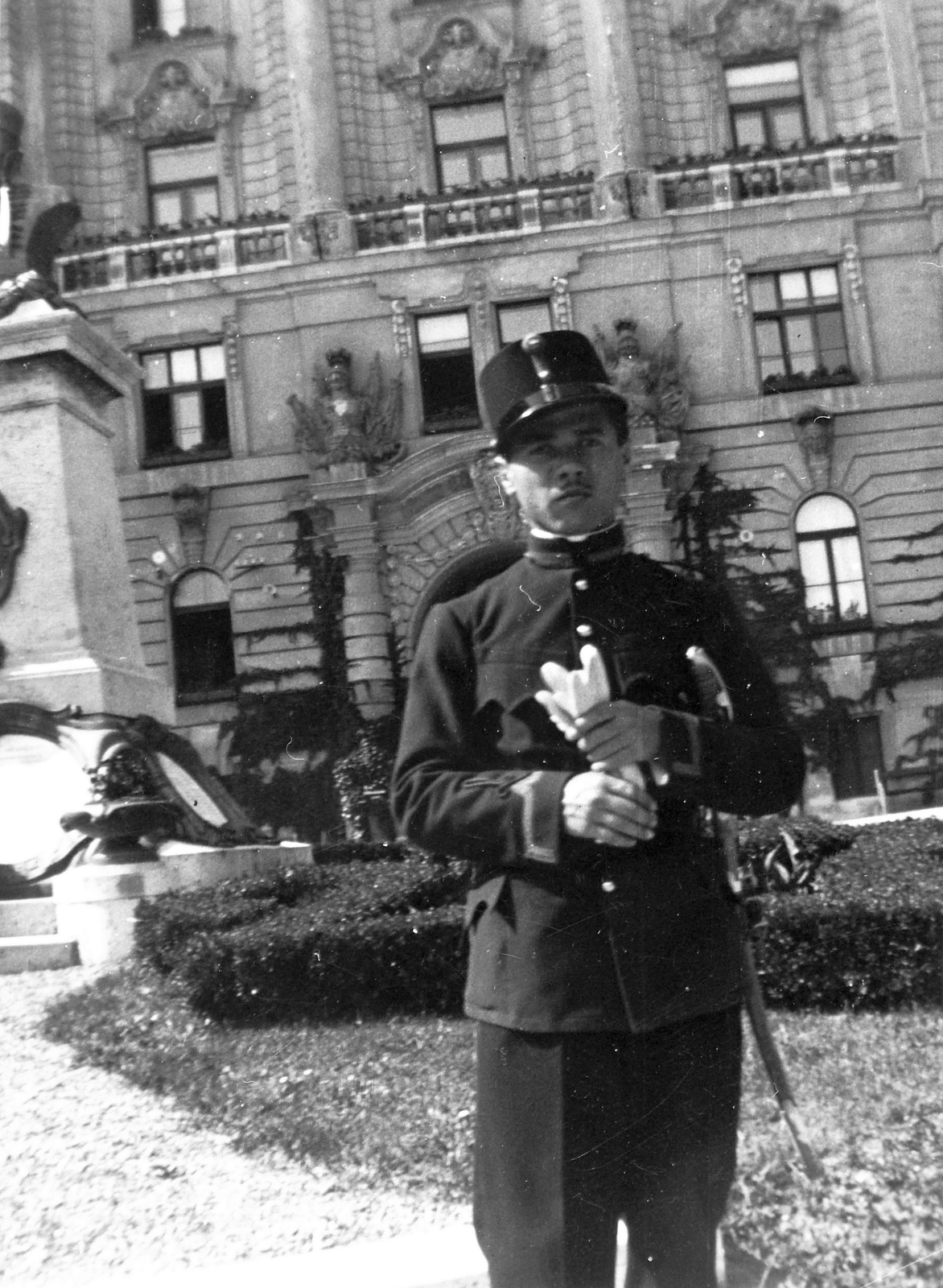 Hungary, Pécs, Szigeti út, Magyar Királyi Zrinyi Miklós Reáliskolai Nevelőintézet., 1936, Orosz Heléna, uniform, Ignác Alpár-design, sword, cadet, Neo-Baroque-style, military academy, Fortepan #15454