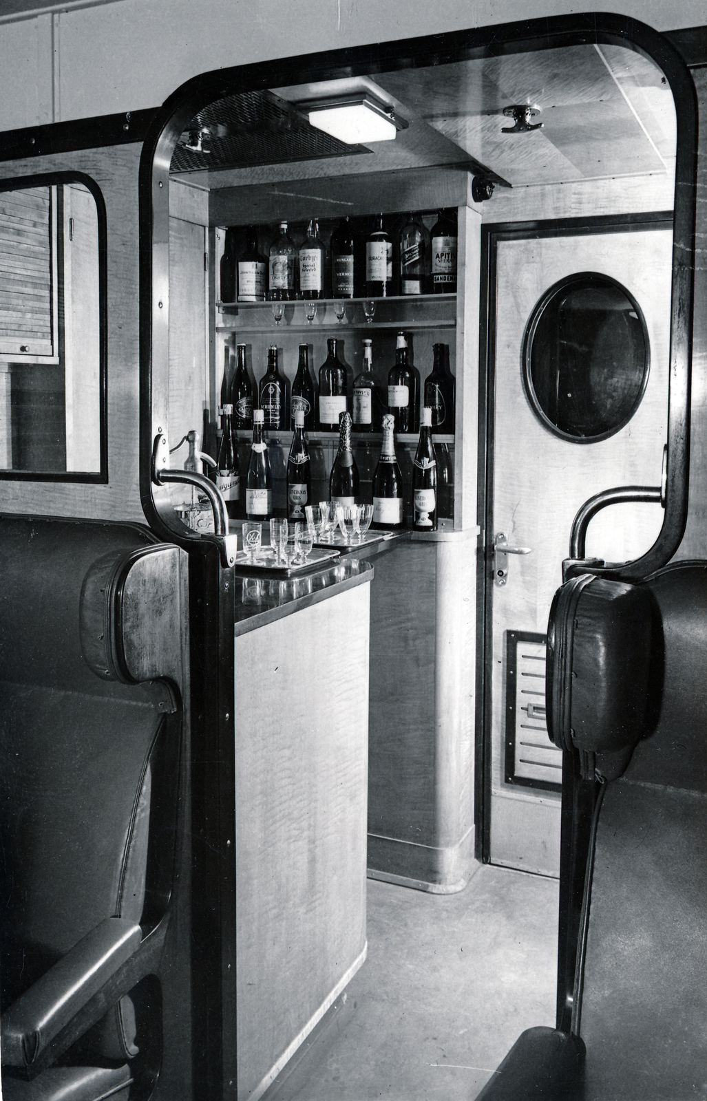 1946, Surányi Sándor - György József, dining car, Fortepan #154651
