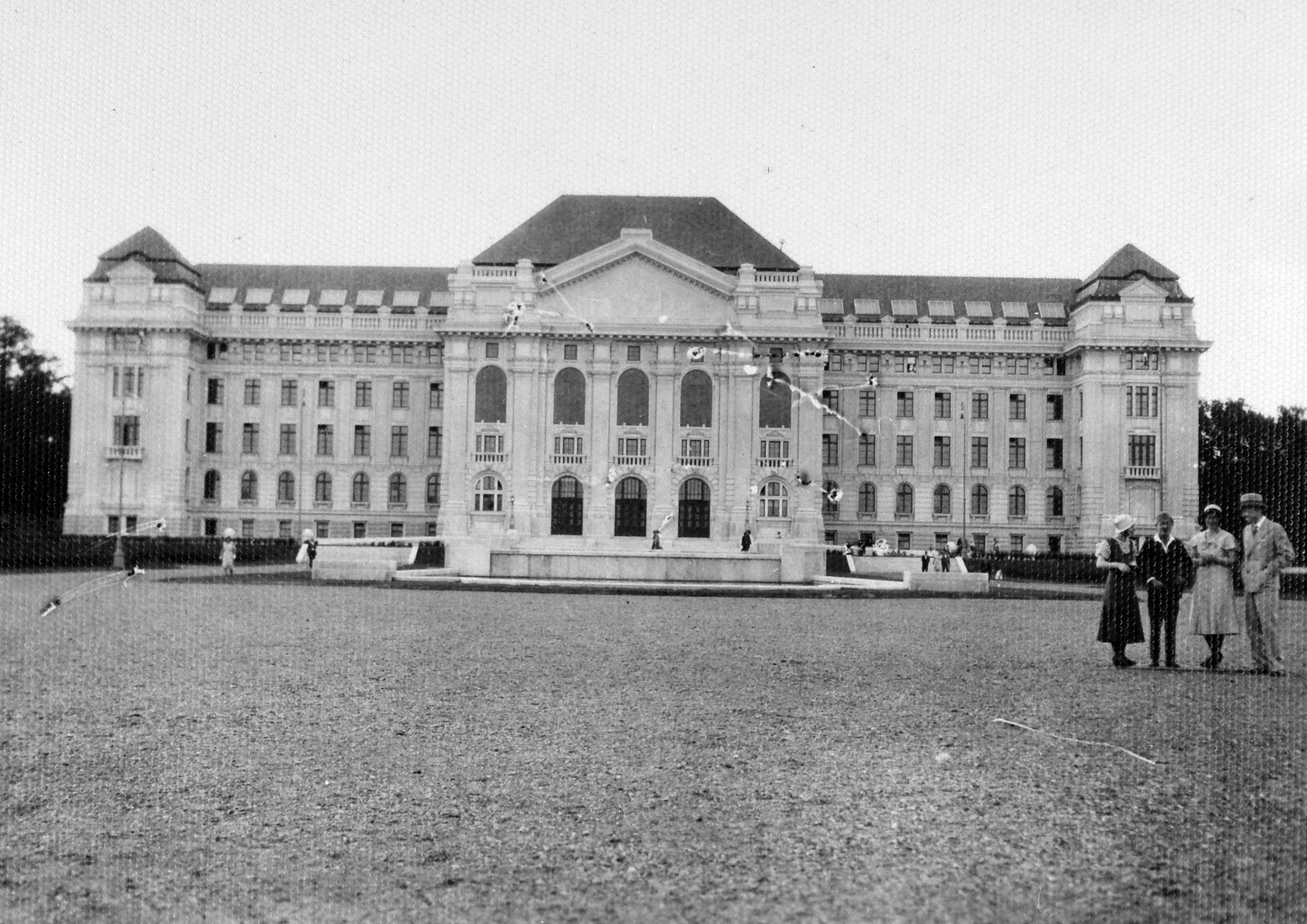 Magyarország, Debrecen, a Debreceni Egyetem központi épülete., 1938, Orosz Heléna, épített örökség, építészet, egyetem, Korb Flóris-terv, Giergl Kálmán-terv, eklektikus építészet, neobarokk stílus, Fortepan #15489