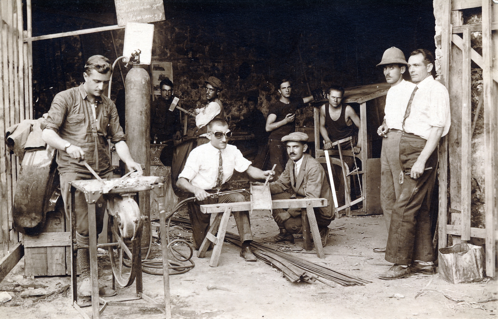 1928, Kiss Zsuzsi, welding, workshop, Fortepan #155438