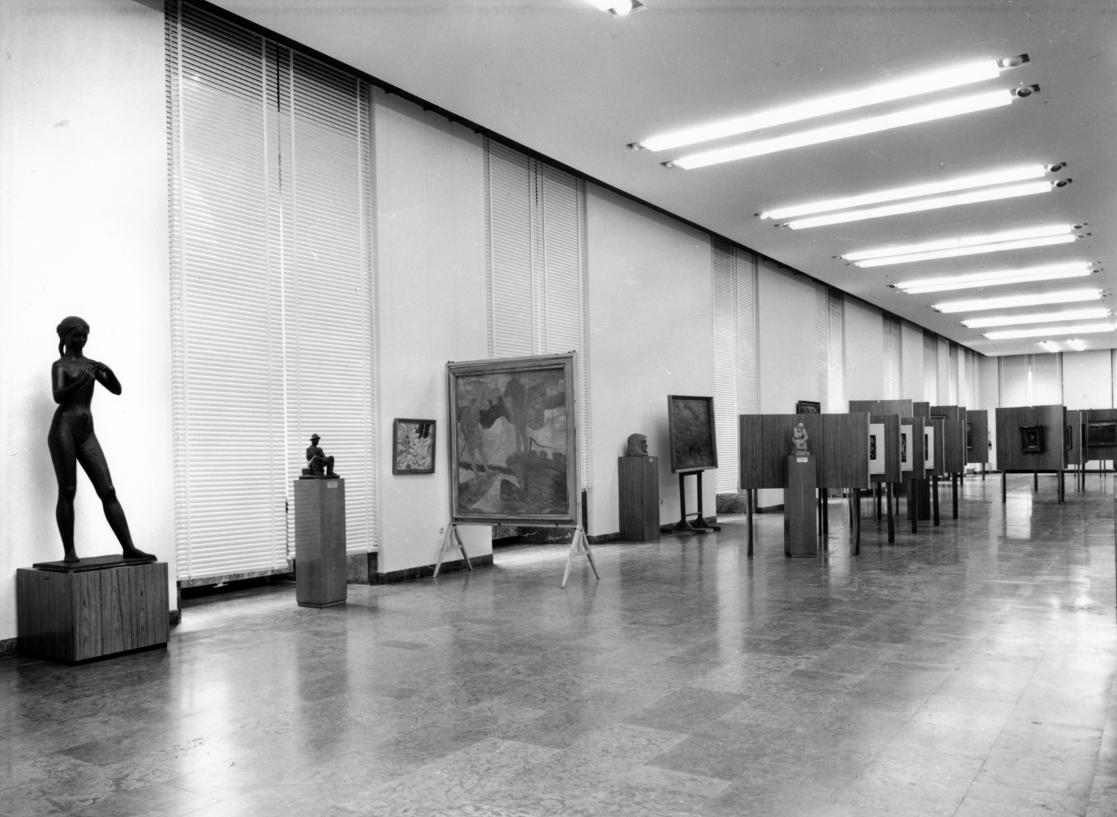 Magyarország, budai Vár, Budapest I., Budavári Palota (korábban Királyi Palota), a Magyar Nemzeti Galéria "Nagyobb igaza sohse volt népnek" című kiállítása a Budapesti Történeti Múzeum kiállítótermében., 1967, Magyar Nemzeti Galéria/Adattári Gyűjtemény, Budapest, Fortepan #155909