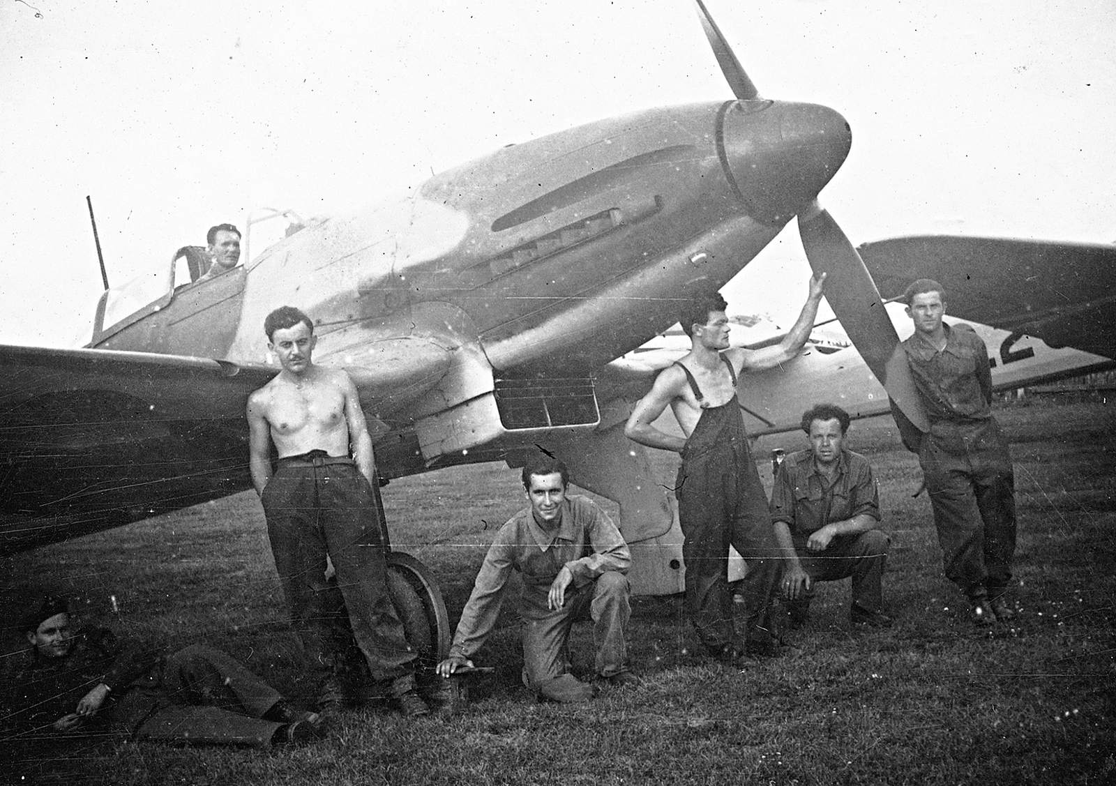 Heinkel He-112B vadászrepülőgép az RKI (Repülő Kisérleti Intézet) állományában., 1940, Erky-Nagy Tibor, Gerrman brand, airplane, fighter plane, Royal Hungarian Air Force, airport, Heinkel-brand, Fortepan #15592