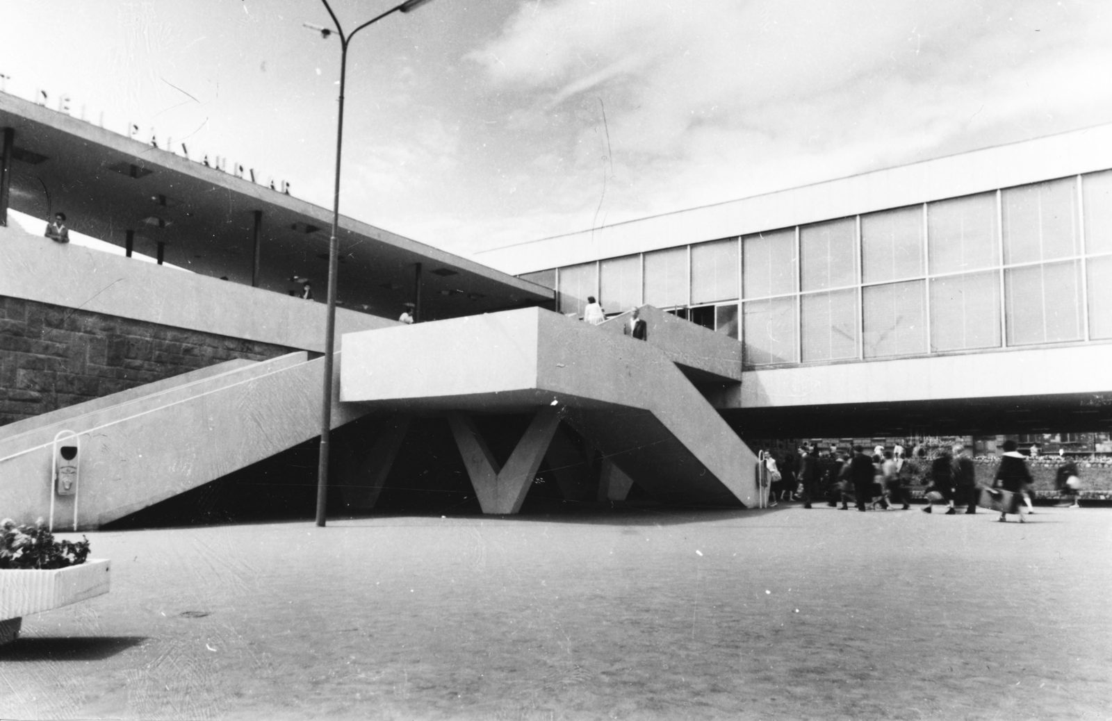 Magyarország, Budapest I., Déli pályaudvar., 1962, Racsmány Dömötör, Budapest, lépcső, modern építészet, Fortepan #155990