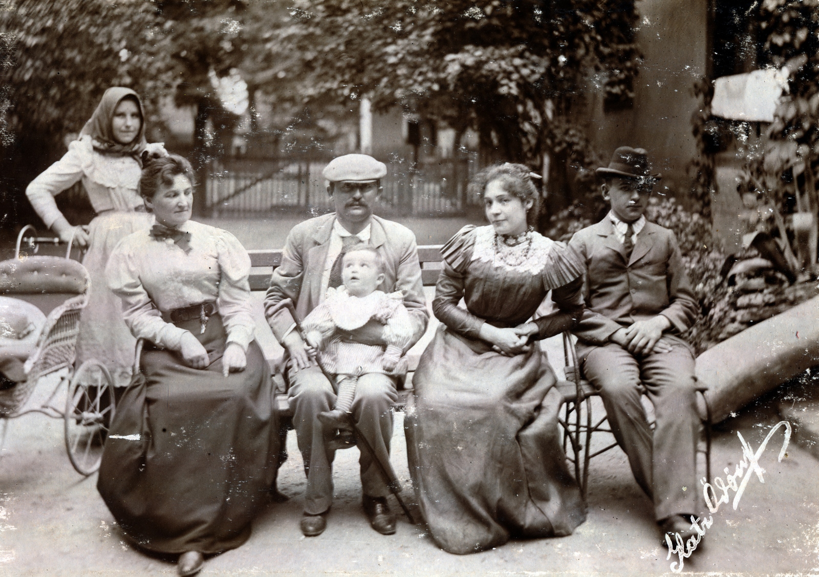 1913, Glatz Ödön, hat, family, garden, youth, baby carriage, doll, beret, kid, headscarf, lady, servant, vest, generations, Fortepan #156516