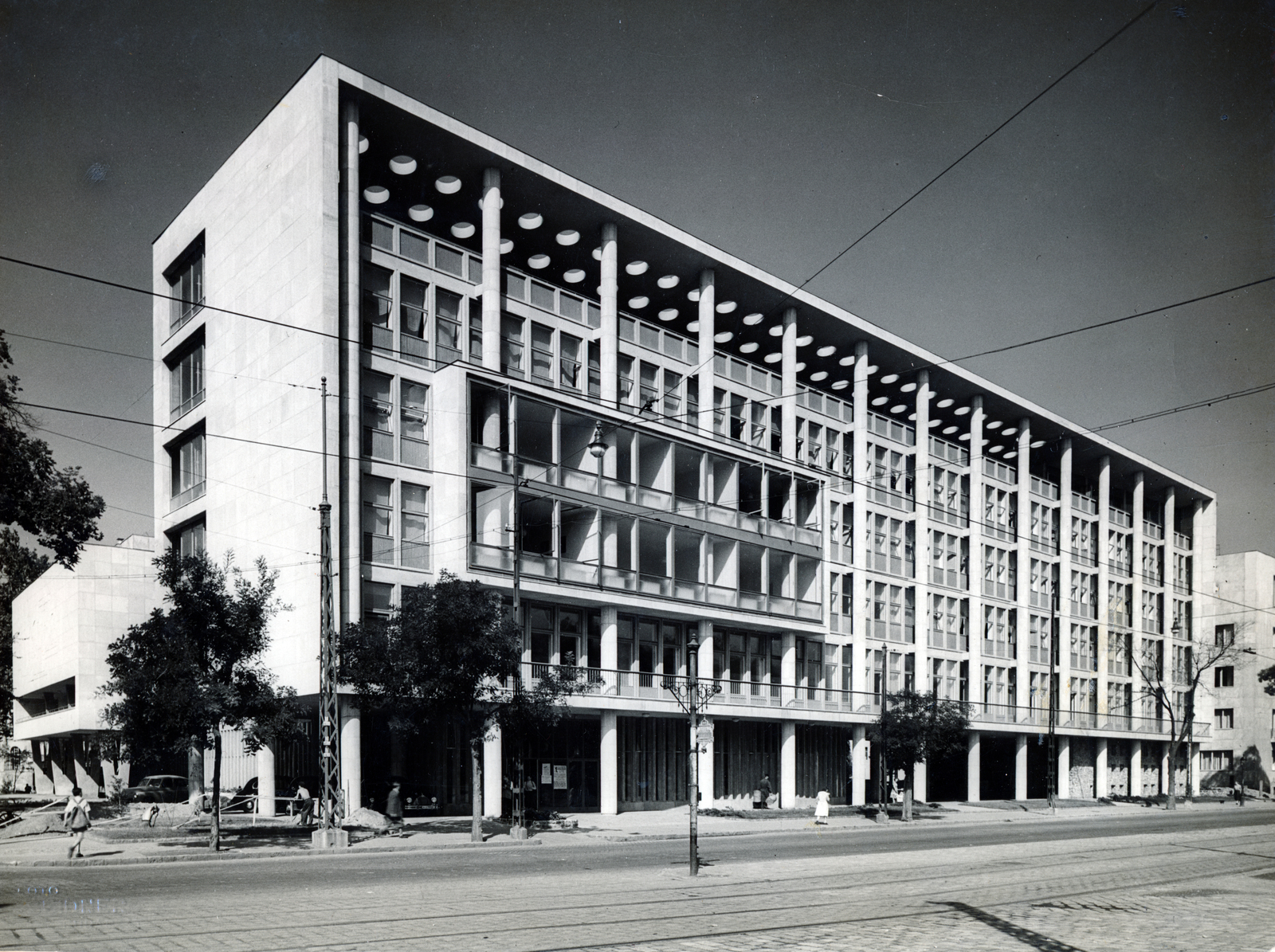 Magyarország, Budapest VI., Dózsa György út 84., a MÉMOSZ (Magyarországi Építőipari Munkások Országos Szövetsége) székháza., 1952, Preisich család, Budapest, középület, modern építészet, Preisich Gábor-terv, Fortepan #158072