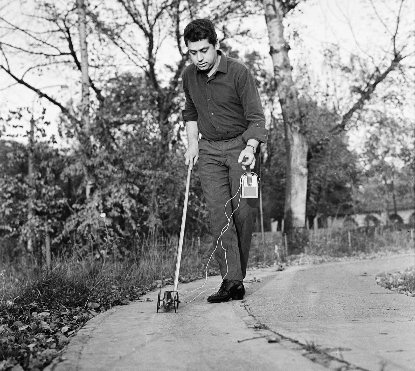 Magyarország, Nagykőrös, sebességi versenyautó modell indítása., 1968, MHSZ, közlekedés, autómodell, Fortepan #15833