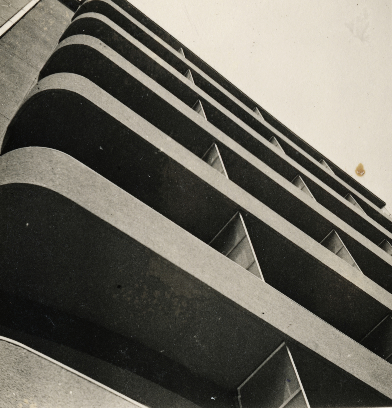 Hungary, Budapest II., Margit körút 65., 1937, Preisich család, Budapest, bottom view, modern architecture, Fortepan #158351