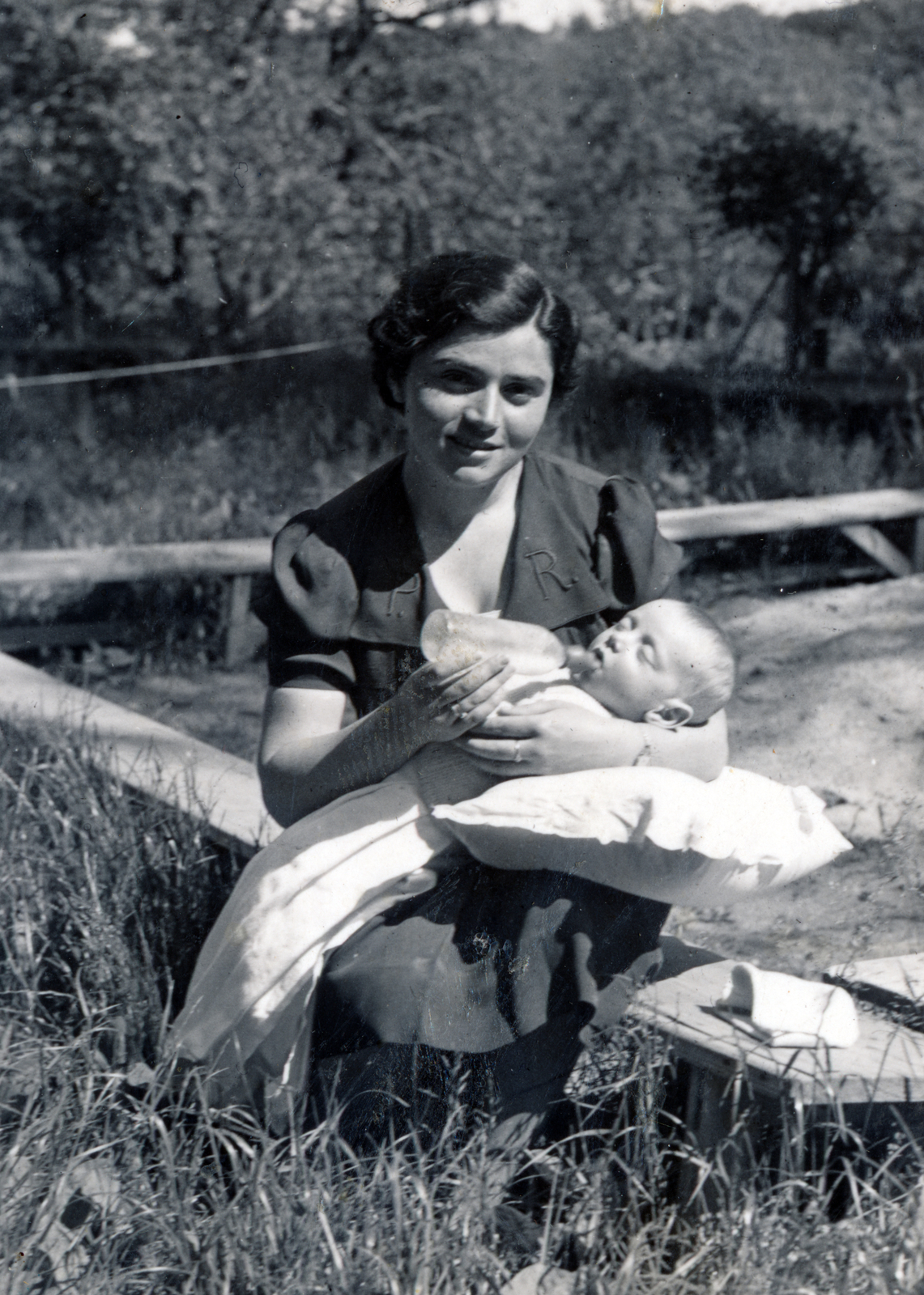 1938, Preisich család, baby bottle, mother, Fortepan #158419