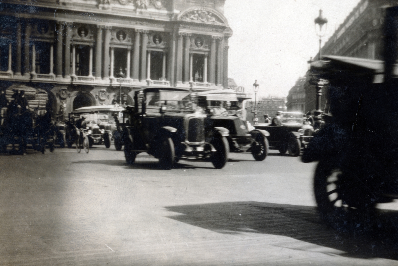 France, Paris, Opera (Palais Garnier)., 1928, Preisich család, automobile, Fortepan #158447
