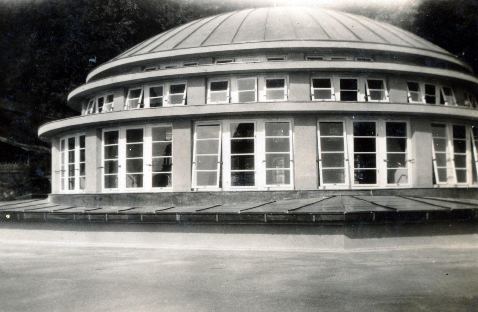 Austria, Baden bei Wien, ivócsarnok (Ttrinkhalle)., 1928, Preisich család, Drinking Hall, Fortepan #158476