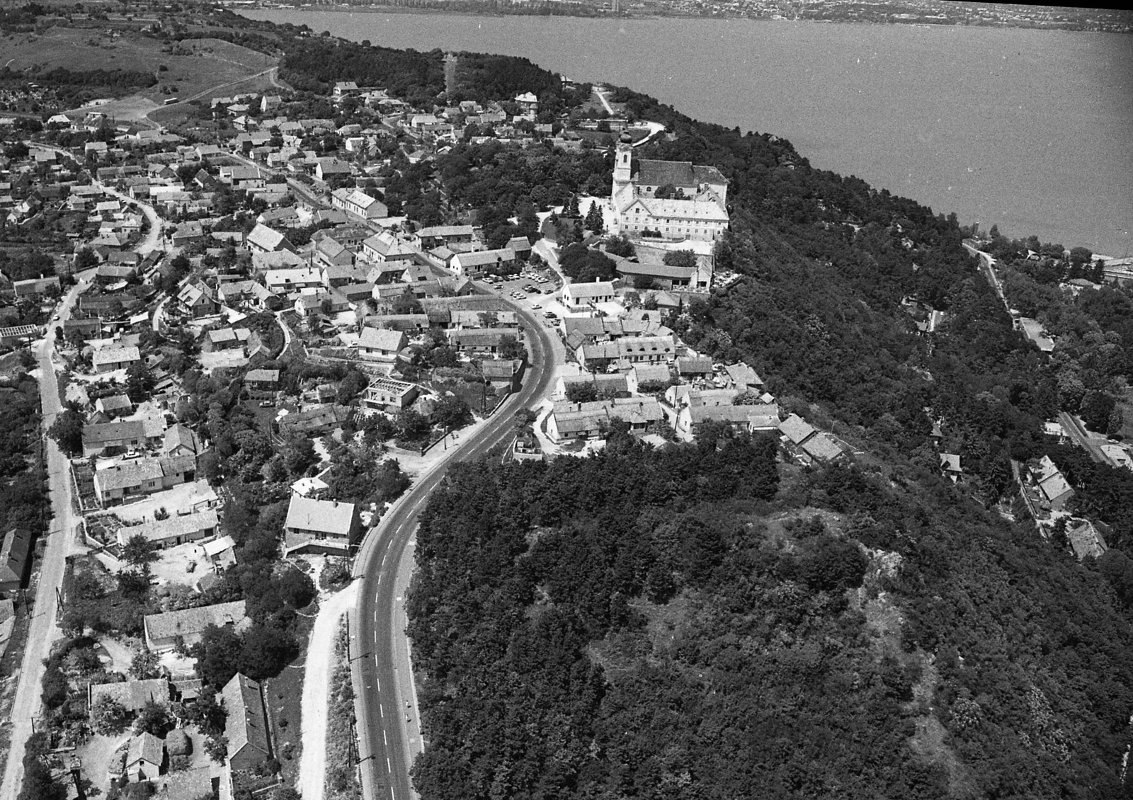 Hungary,Lake Balaton, Tihany, Bencés Apátság, a levegőből.., 1974, Urbán Tamás, aerial photo, Baroque-style, monastery, Benedictines, Márton Wittwer-design, Fortepan #15852